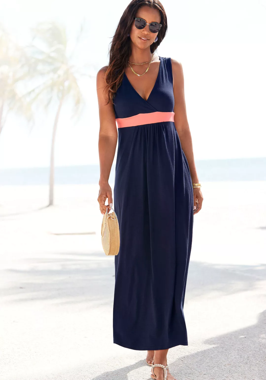 LASCANA Maxikleid mit farbigem Einsatz und V-Ausschnitt, Sommerkleid, Stran günstig online kaufen