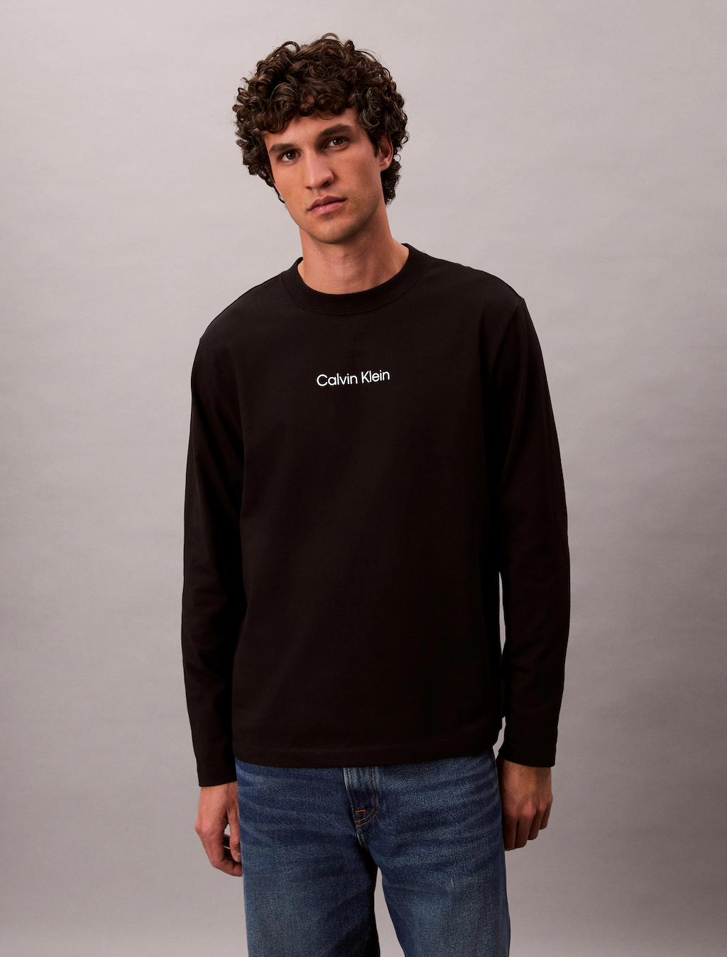 Calvin Klein Langarmshirt "LS RLXD STANDARD LOGO CREWNK TEE", Rundhalsaussc günstig online kaufen