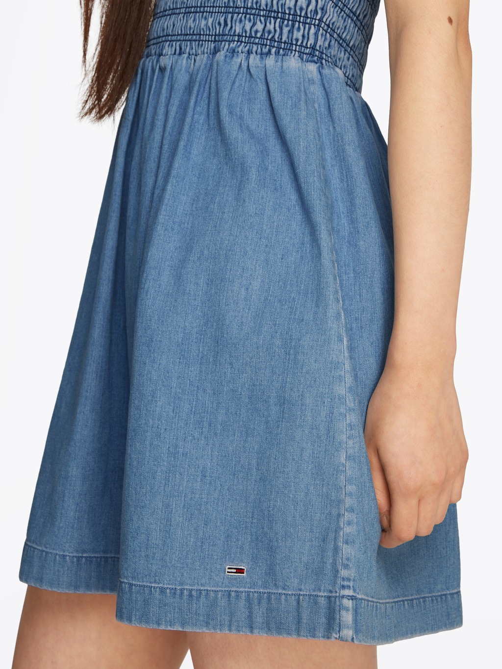 Tommy Jeans Midikleid "TJW CHAMBRAY FIT & FLARE DRESS", mit Bindeband, in b günstig online kaufen