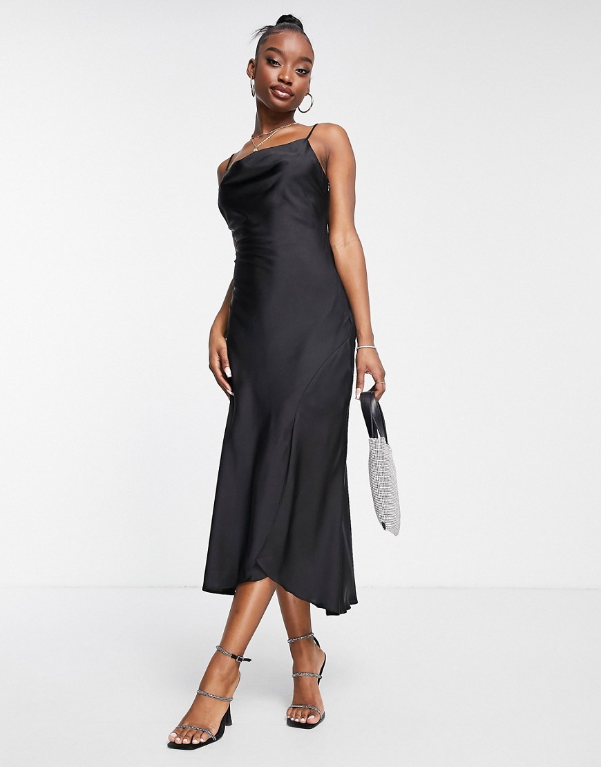 Trendyol – Kleid in Schwarz mit schmalen Trägern günstig online kaufen