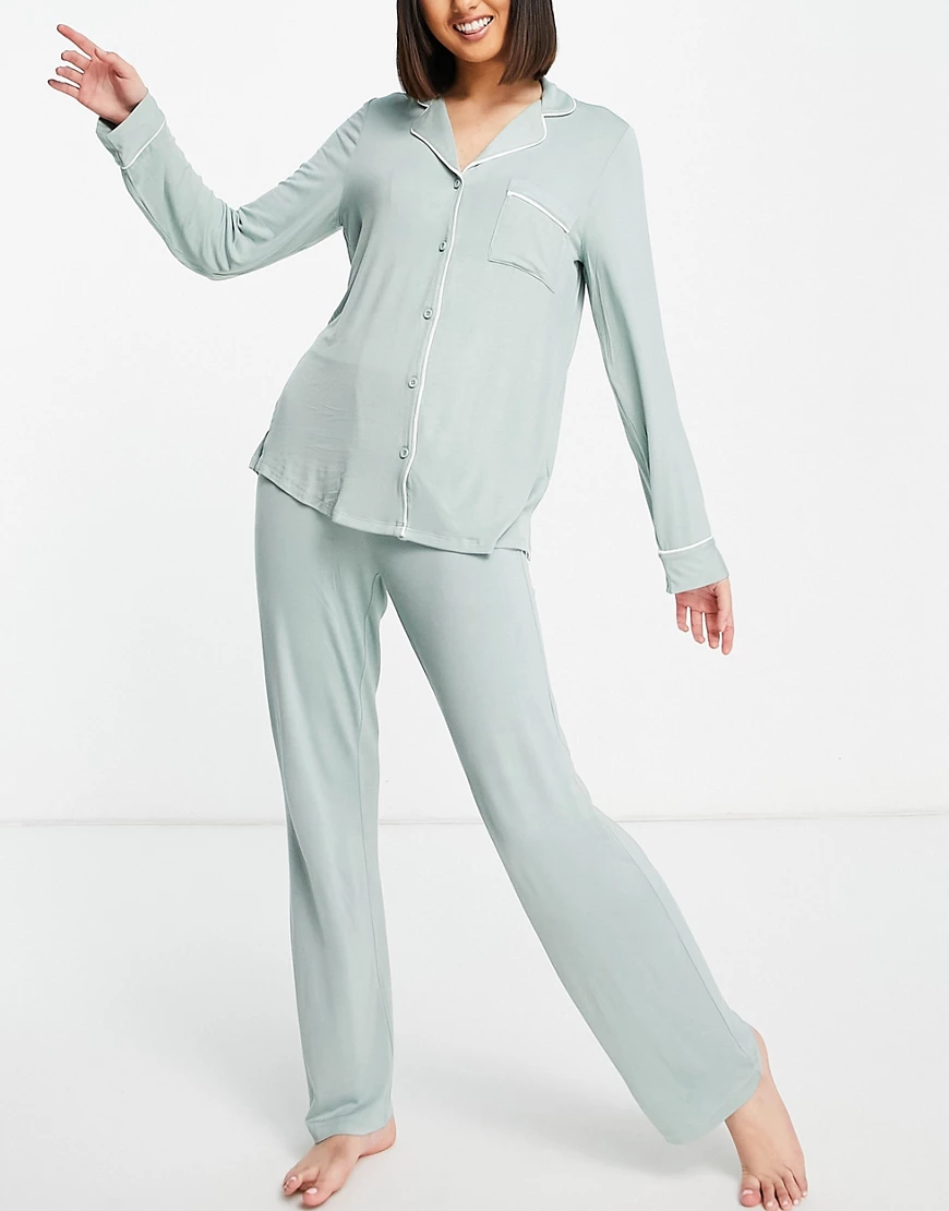 Lindex – Pyjama-Set aus Bio-Viskose-Jersey mit Revers-Kragen in Staub-Aqua- günstig online kaufen