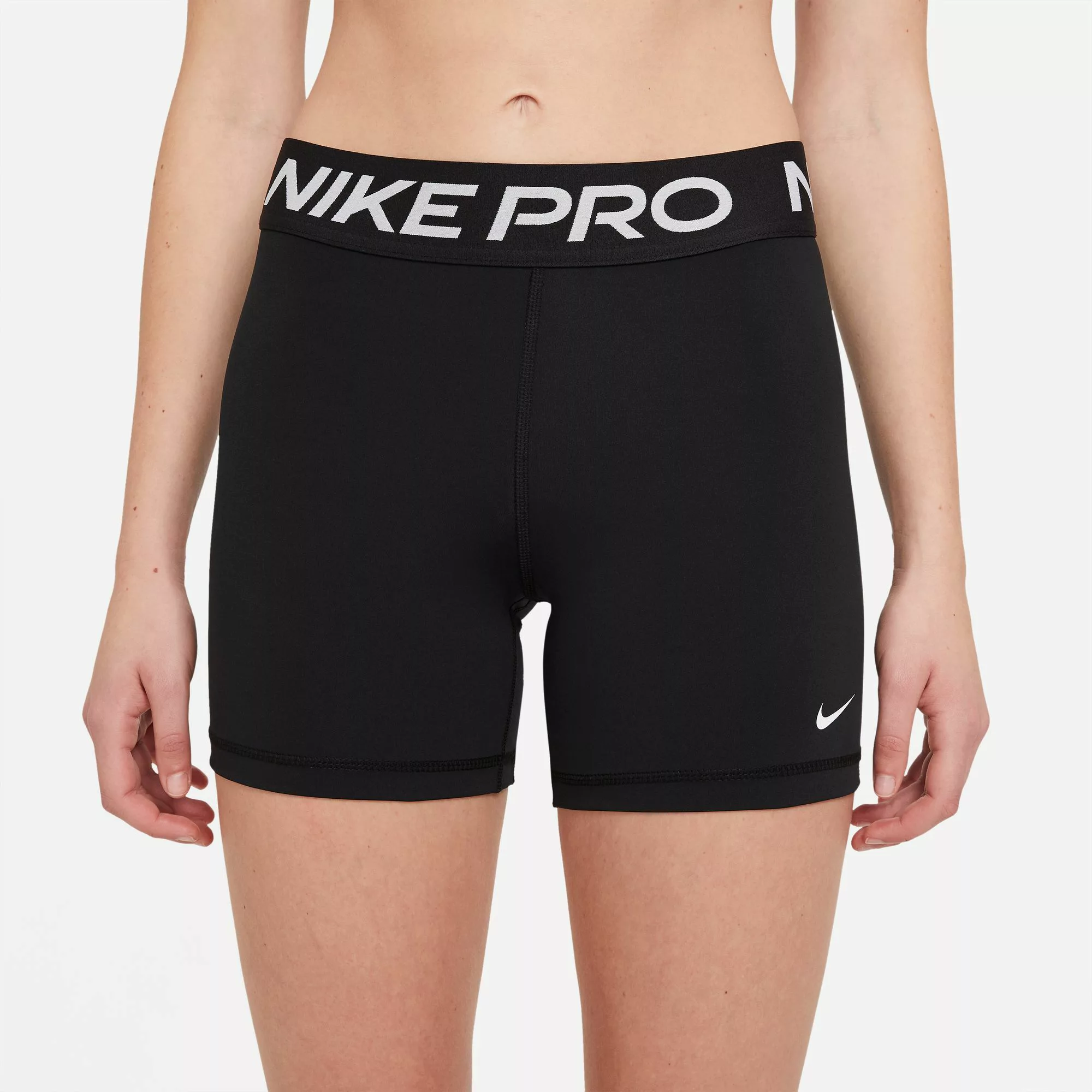 Nike Pro 365 5´´ Kurze Enge L Black / White günstig online kaufen