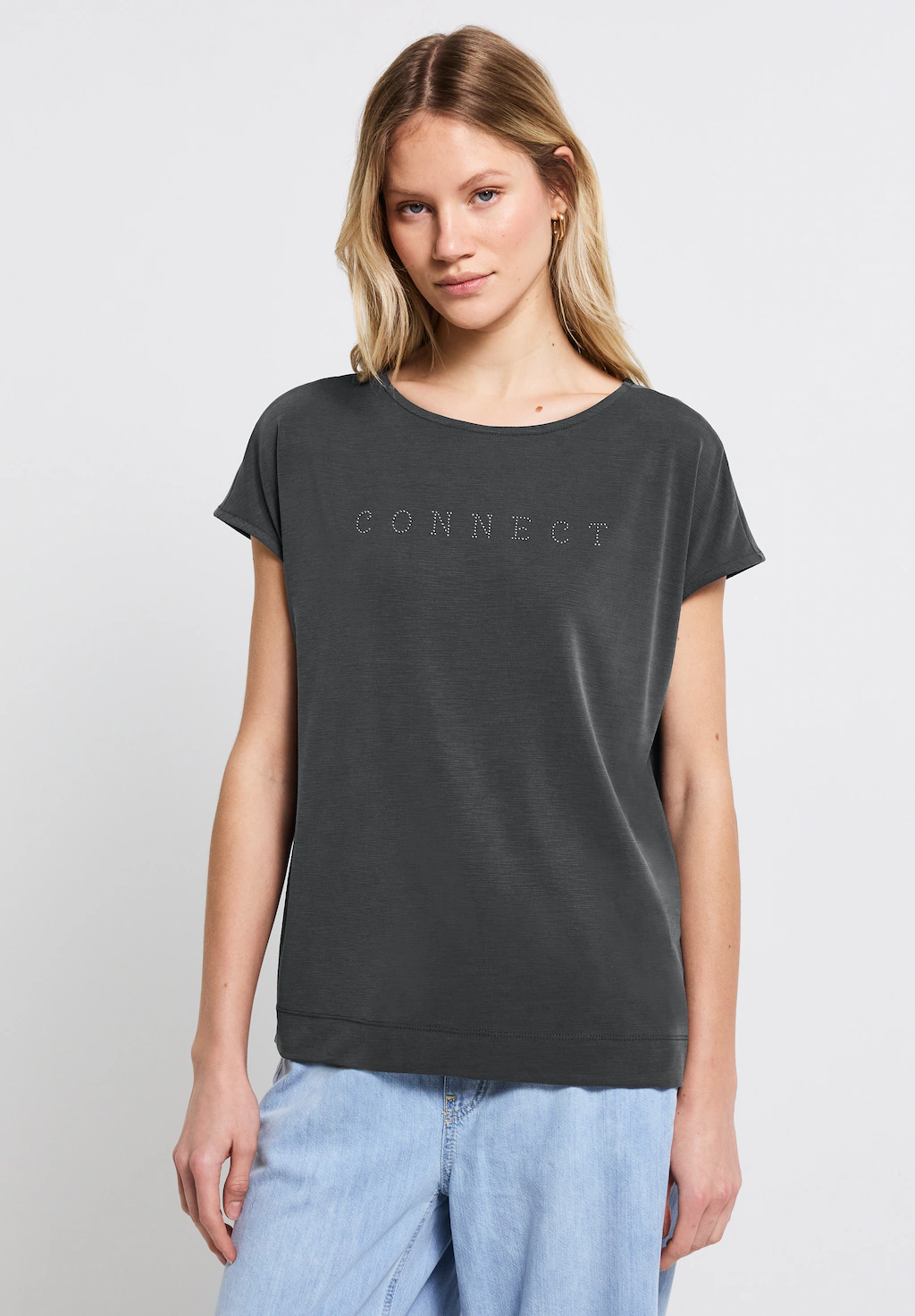 STREET ONE T-Shirt, mit Seitlichen Einschlitzen am Saum günstig online kaufen