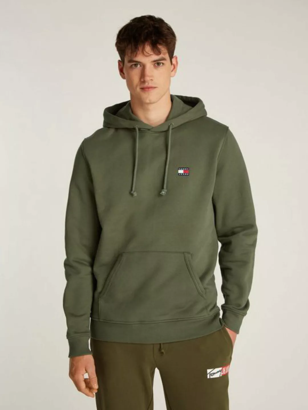 Tommy Jeans Hoodie "TJM REG BADGE HOODIE EXT", Mit Rundhalsausschnitt günstig online kaufen