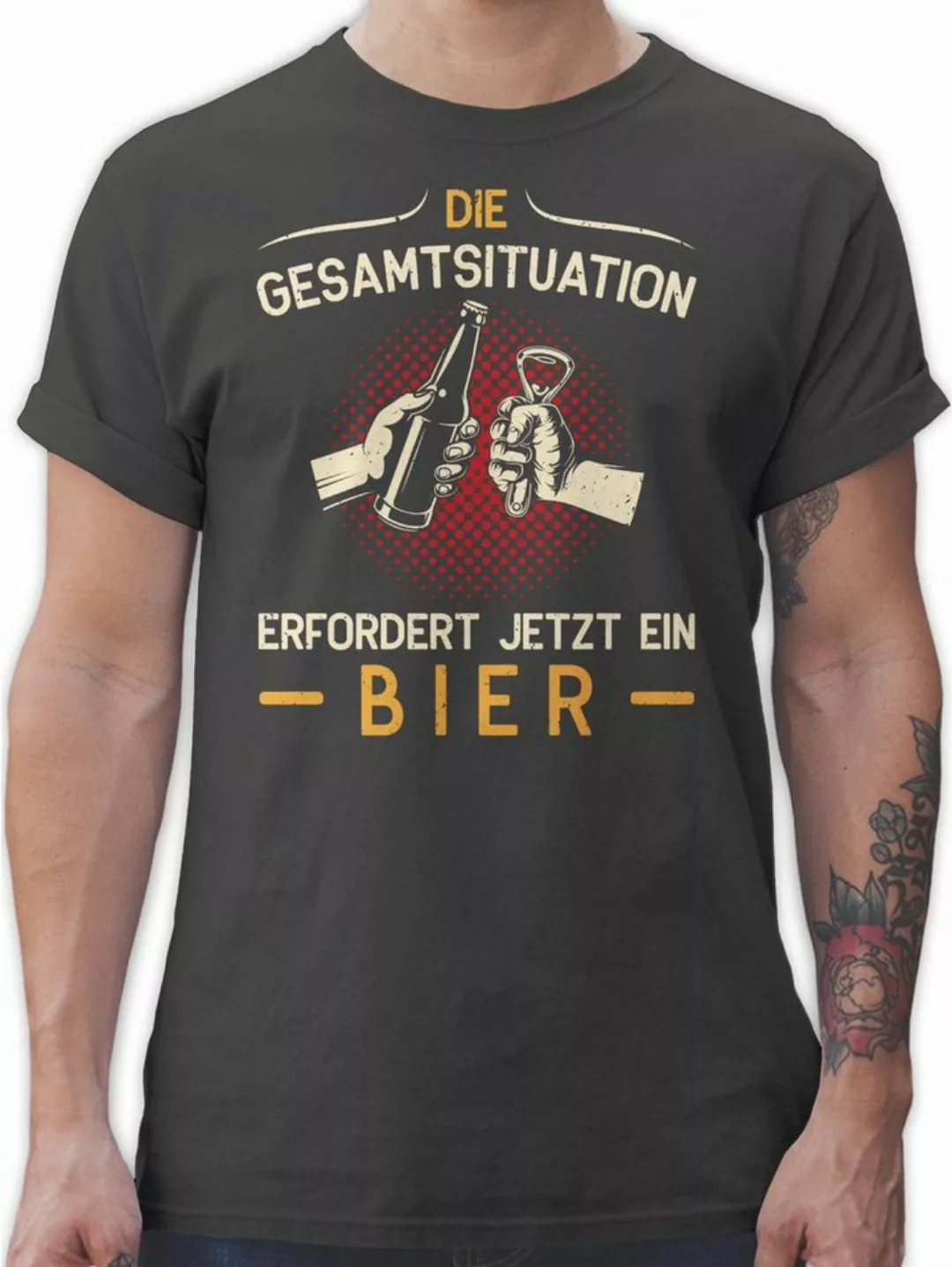 Shirtracer T-Shirt Die Gesamtsituation erfordert jetzt ein Bier - Geschenk günstig online kaufen