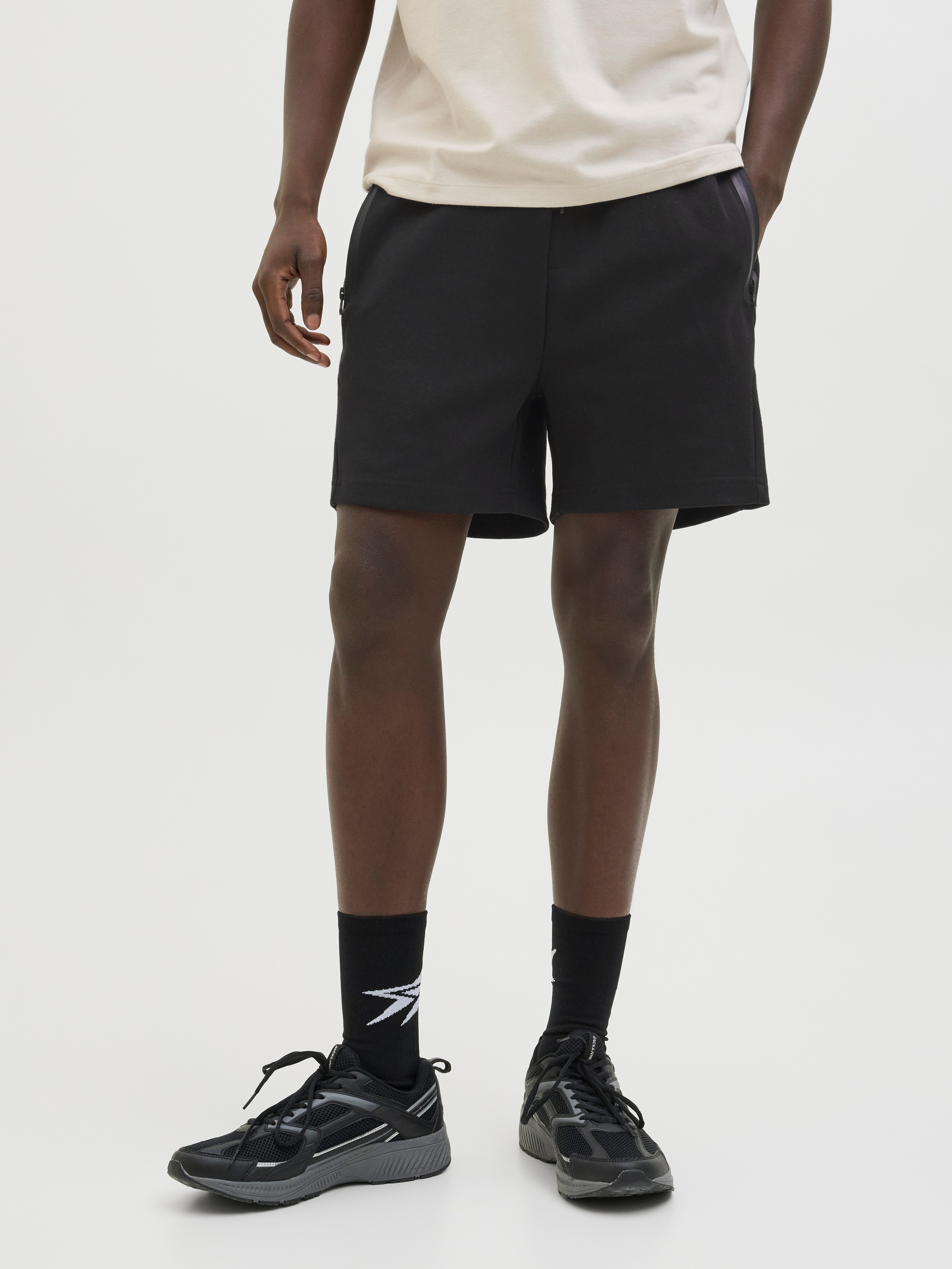 Jack & Jones Herren Short JPSTGORDON FUSION SWEAT SHORTS- Regular Fit günstig online kaufen