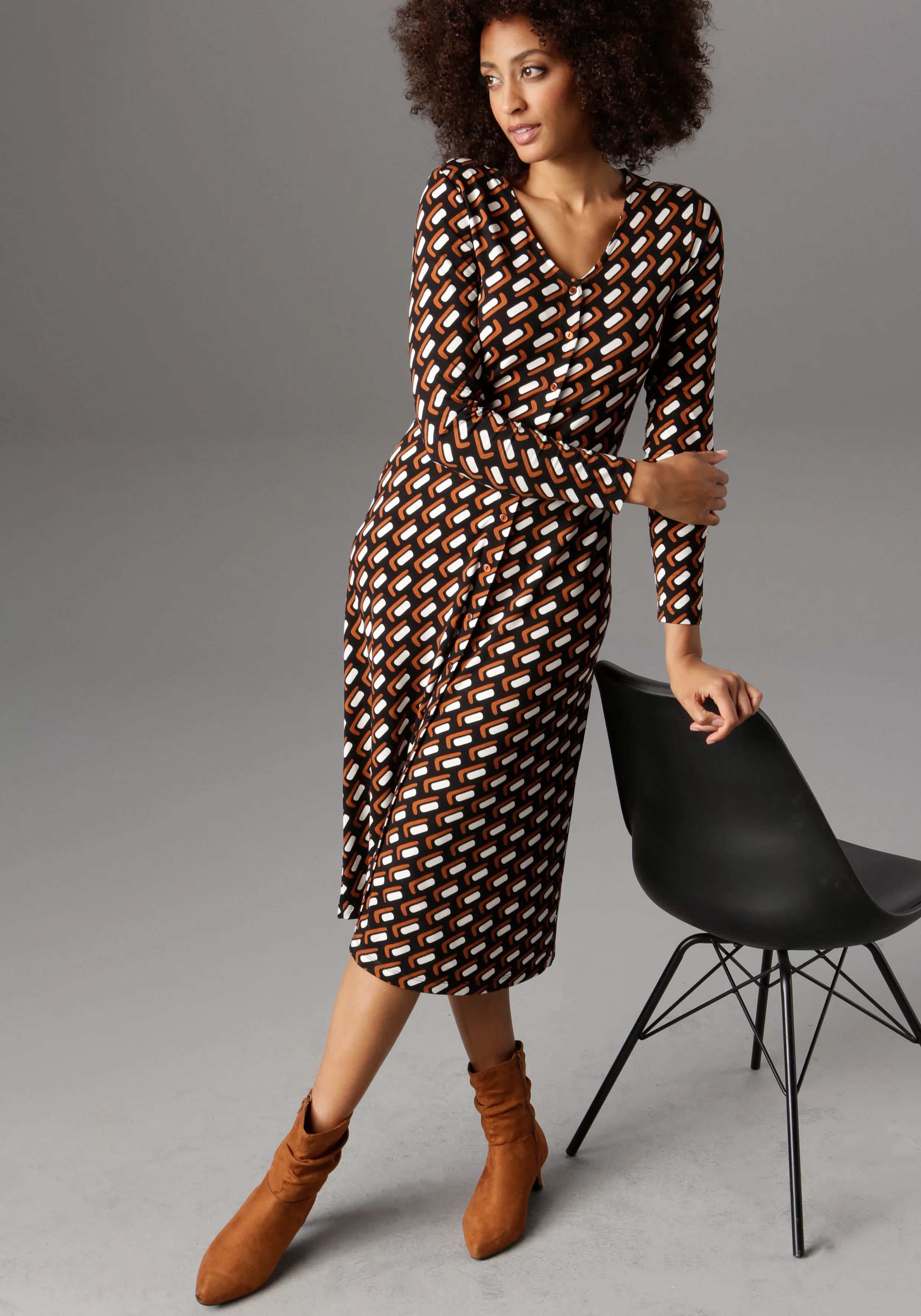 Aniston SELECTED Jerseykleid, mit Knopfleiste günstig online kaufen