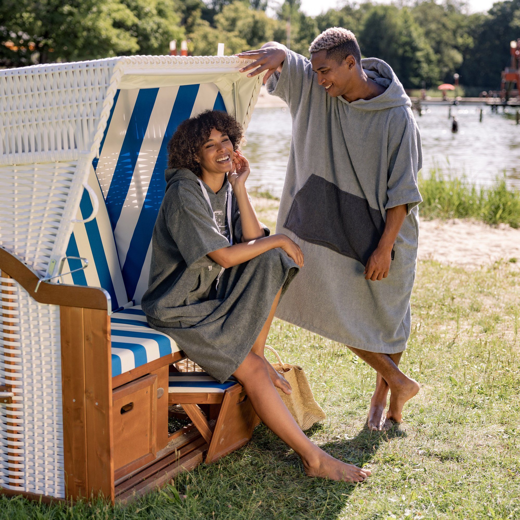 HOMELEVEL Bademantel Badeponcho Unisex aus 100% günstig online kaufen