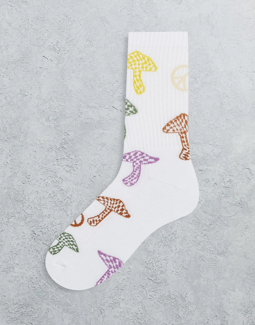 ASOS DESIGN – Sportsocken in Weiß mit Pilzmotiven im Schachbrett-Design günstig online kaufen