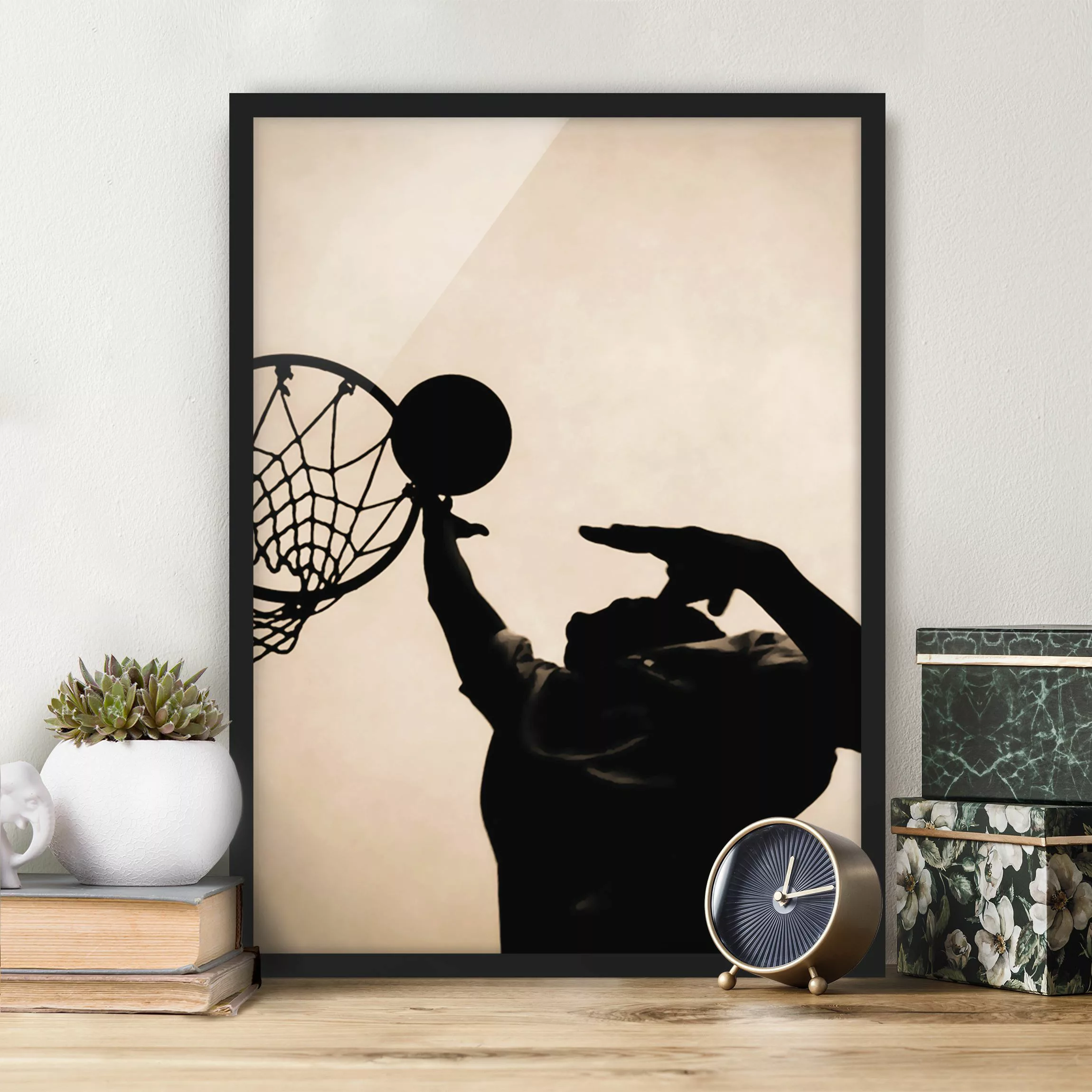 Bild mit Rahmen Kinderzimmer - Hochformat Basketball günstig online kaufen