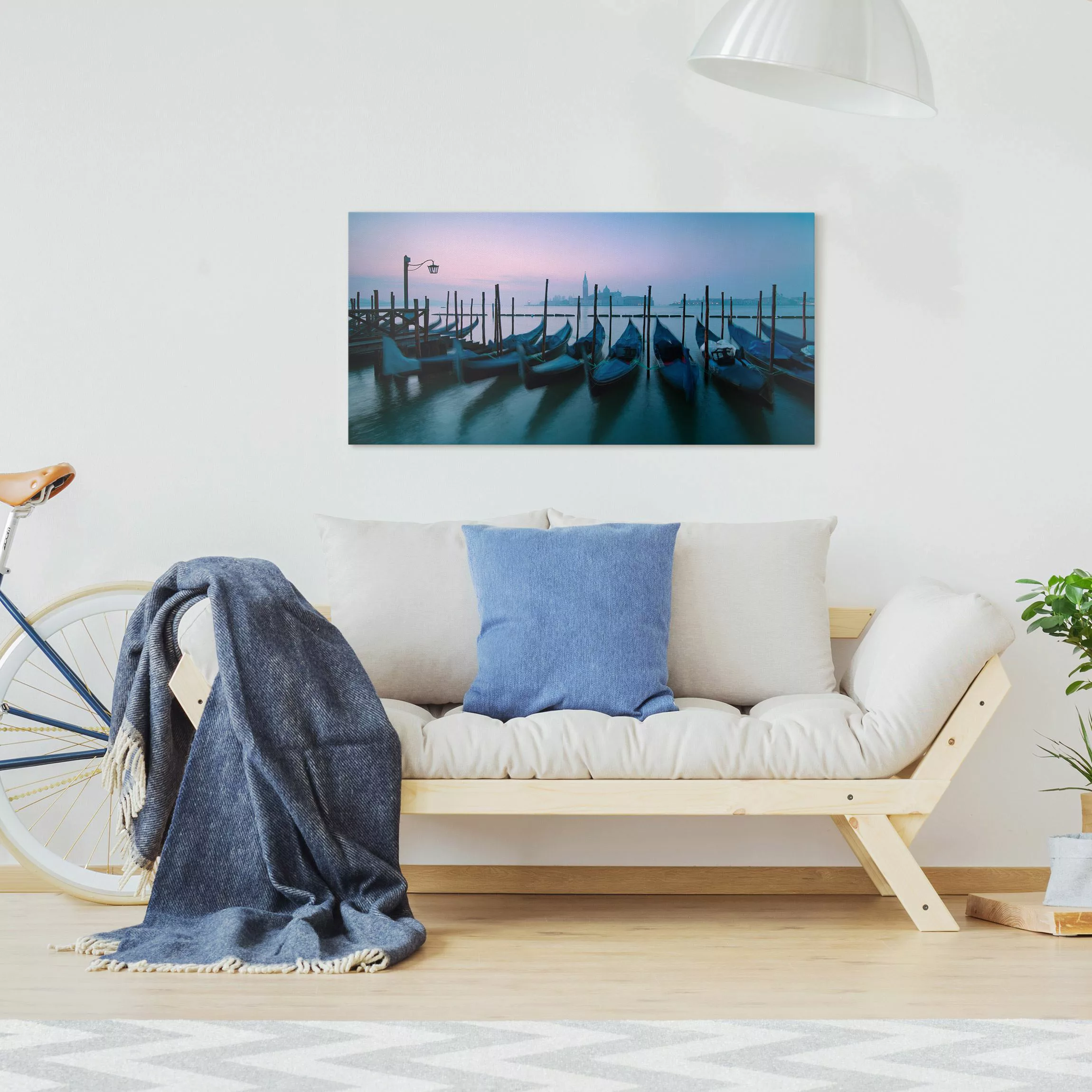Leinwandbild Gondeln vor Venedig bei Sonnenuntergang günstig online kaufen