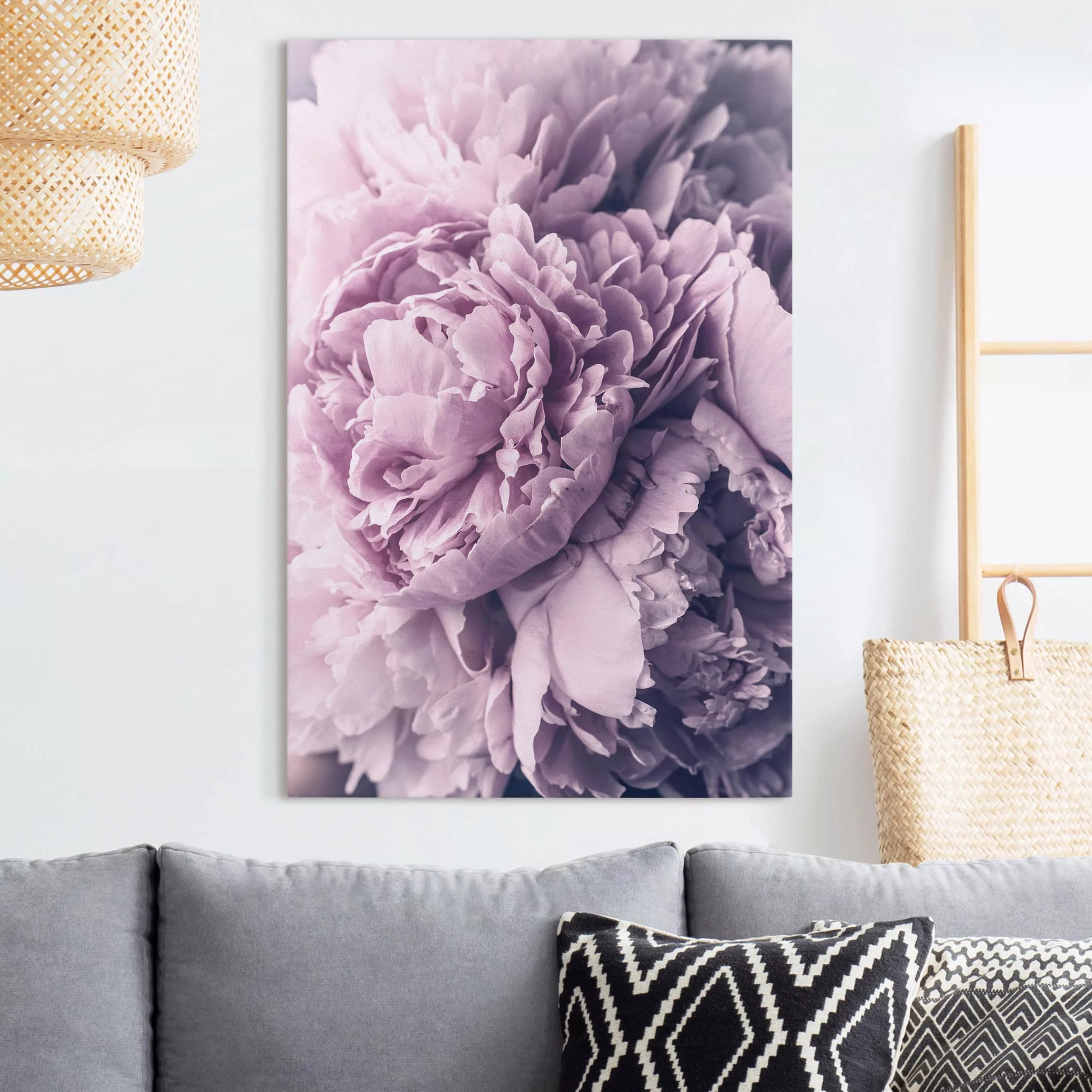 Leinwandbild Blumen - Hochformat Lila Pfingstrosenblüten günstig online kaufen