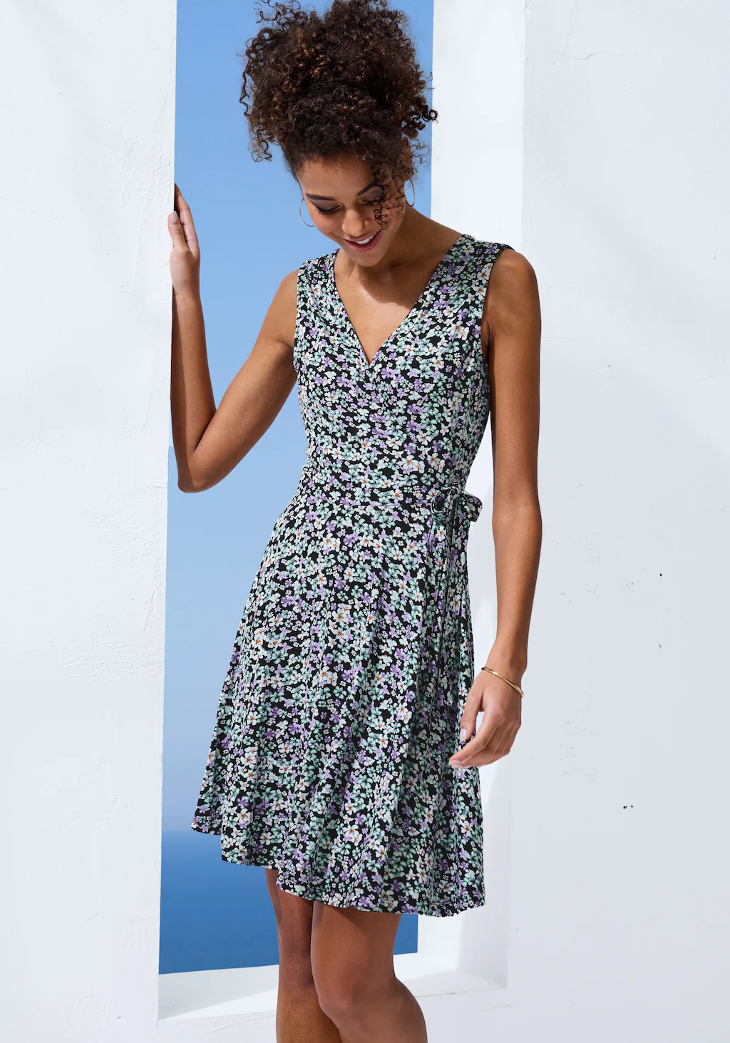 Vivance Jerseykleid, mit Alloverdruck und Bindeband, Wickelkleid, Sommerkle günstig online kaufen