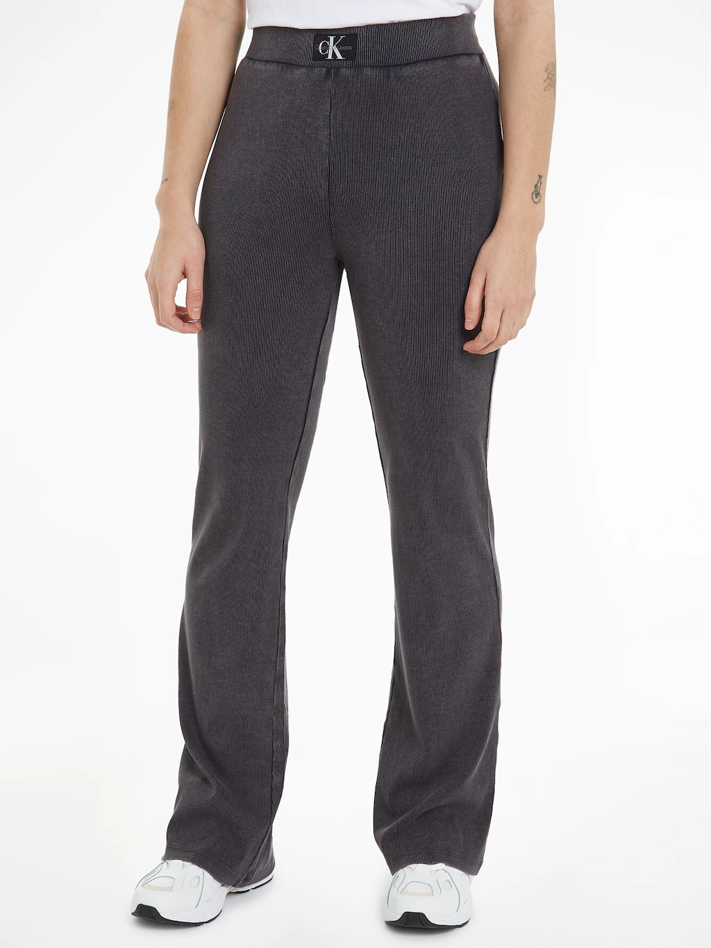 Calvin Klein Jeans Relaxhose "WASHED RIB WOVEN LABEL PANT", mit Markenlabel günstig online kaufen