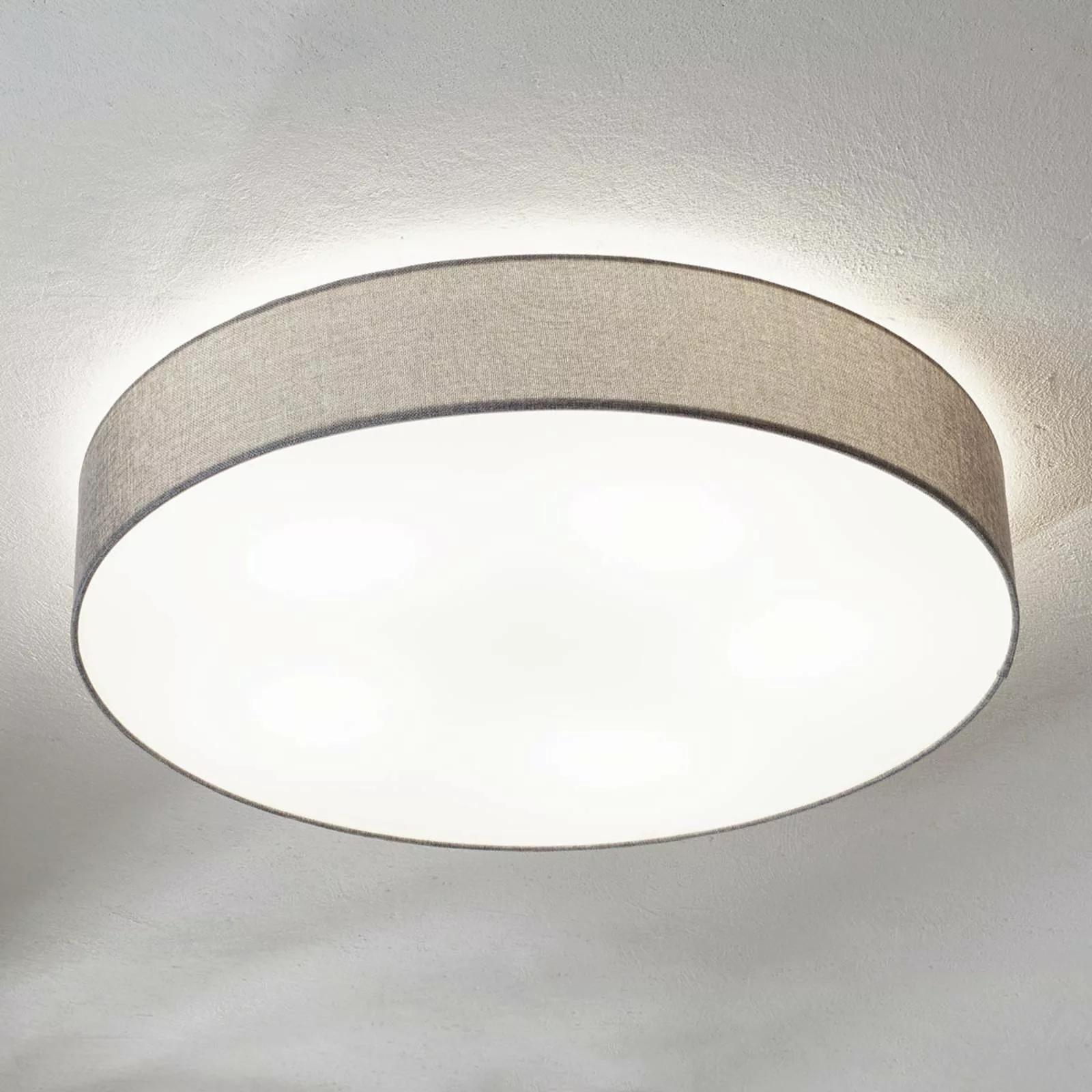 Graue Deckenlampe Pasteri mit Leinenschirm 76 cm günstig online kaufen