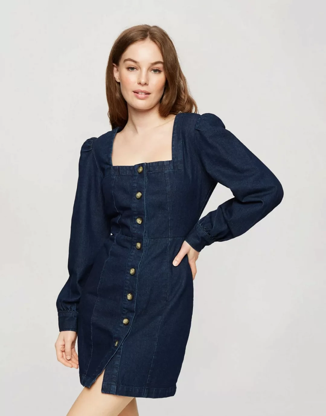 Miss Selfridge – Jeanskleid mit eckigem Ausschnitt in Blau günstig online kaufen
