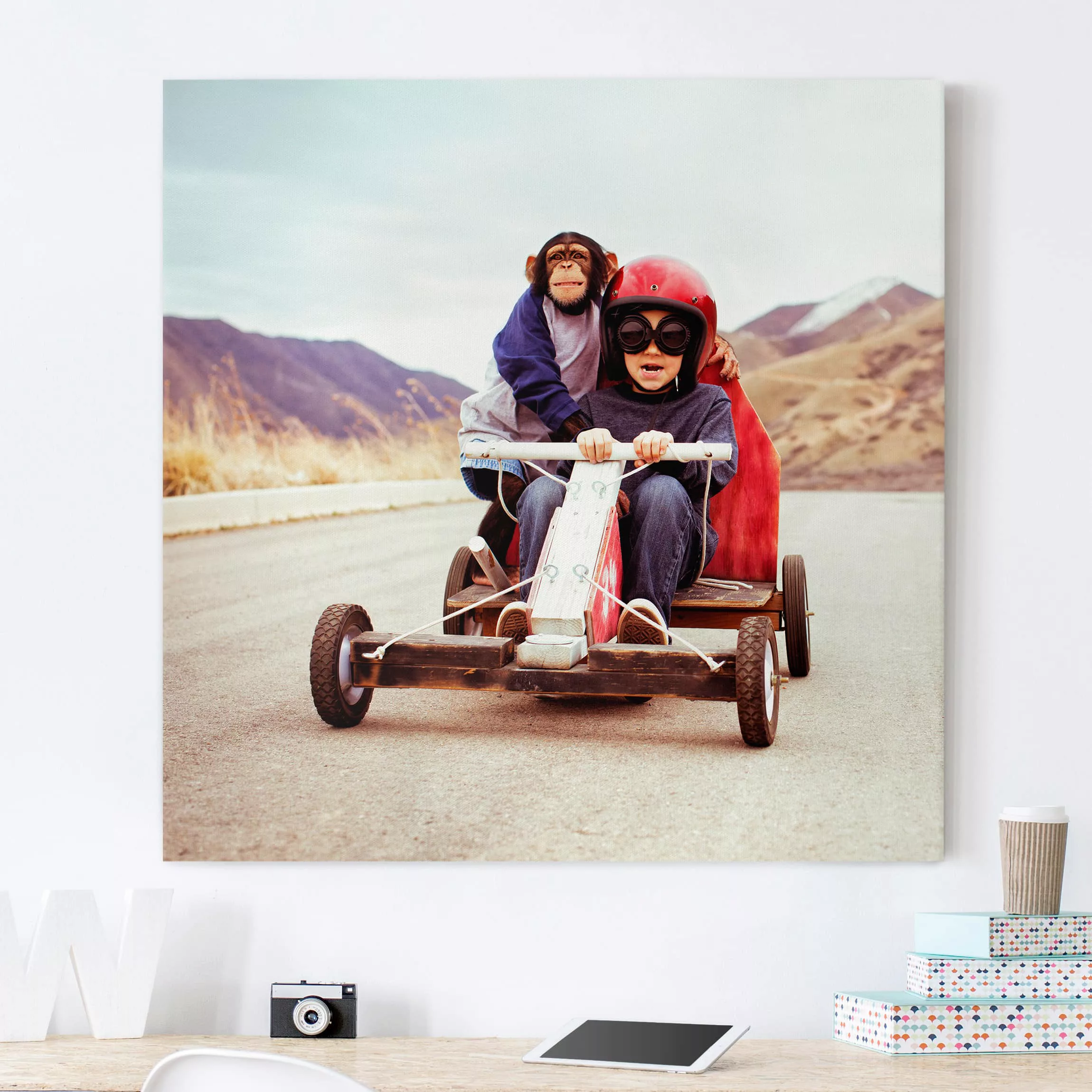 Leinwandbild Portrait - Quadrat Hit The Road günstig online kaufen