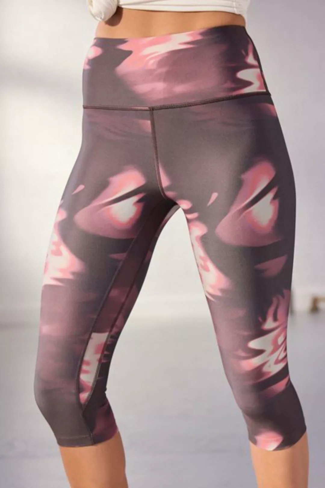 Next Caprileggings Active Sports figurformende Capri-Leggings (1-tlg) günstig online kaufen