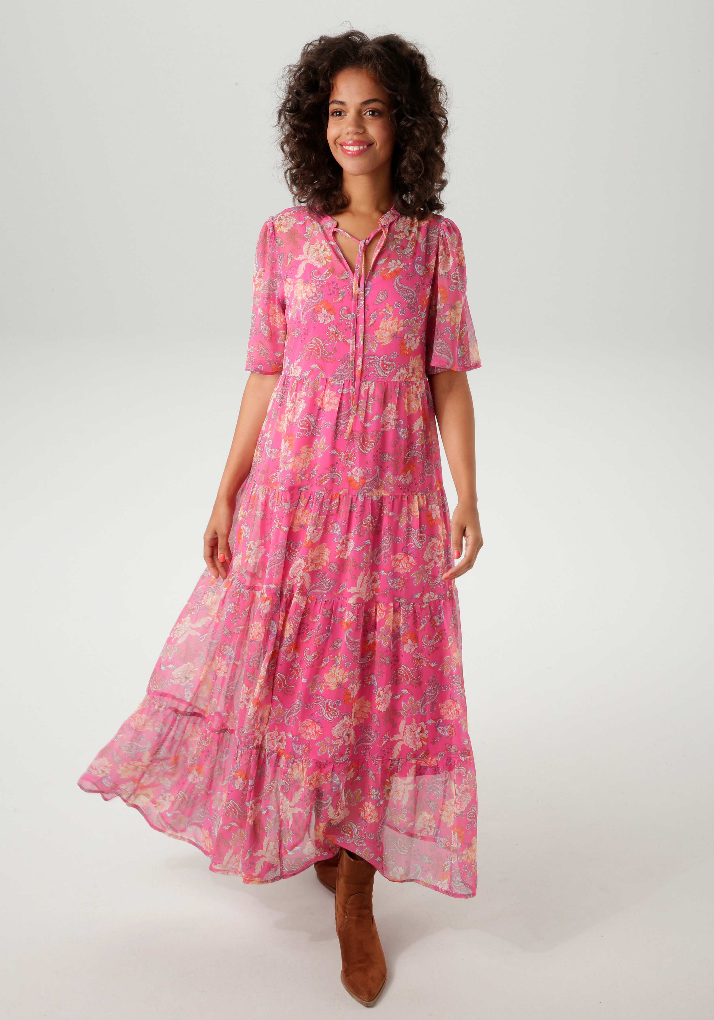 Aniston CASUAL Sommerkleid, mit fantasievollem Blumen- und Paisley-Druck günstig online kaufen