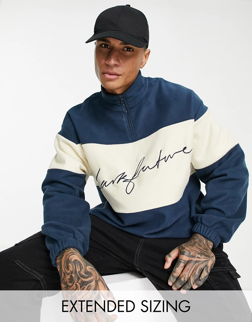 Dark Future – Oversized Sweatshirt aus Polarfleece im Farbblockdesign in Ma günstig online kaufen