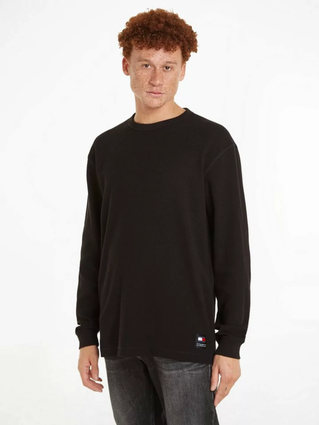 Tommy Jeans Langarmshirt TJM REG LS WAFFLE TEE mit Markenlabel am Bund günstig online kaufen