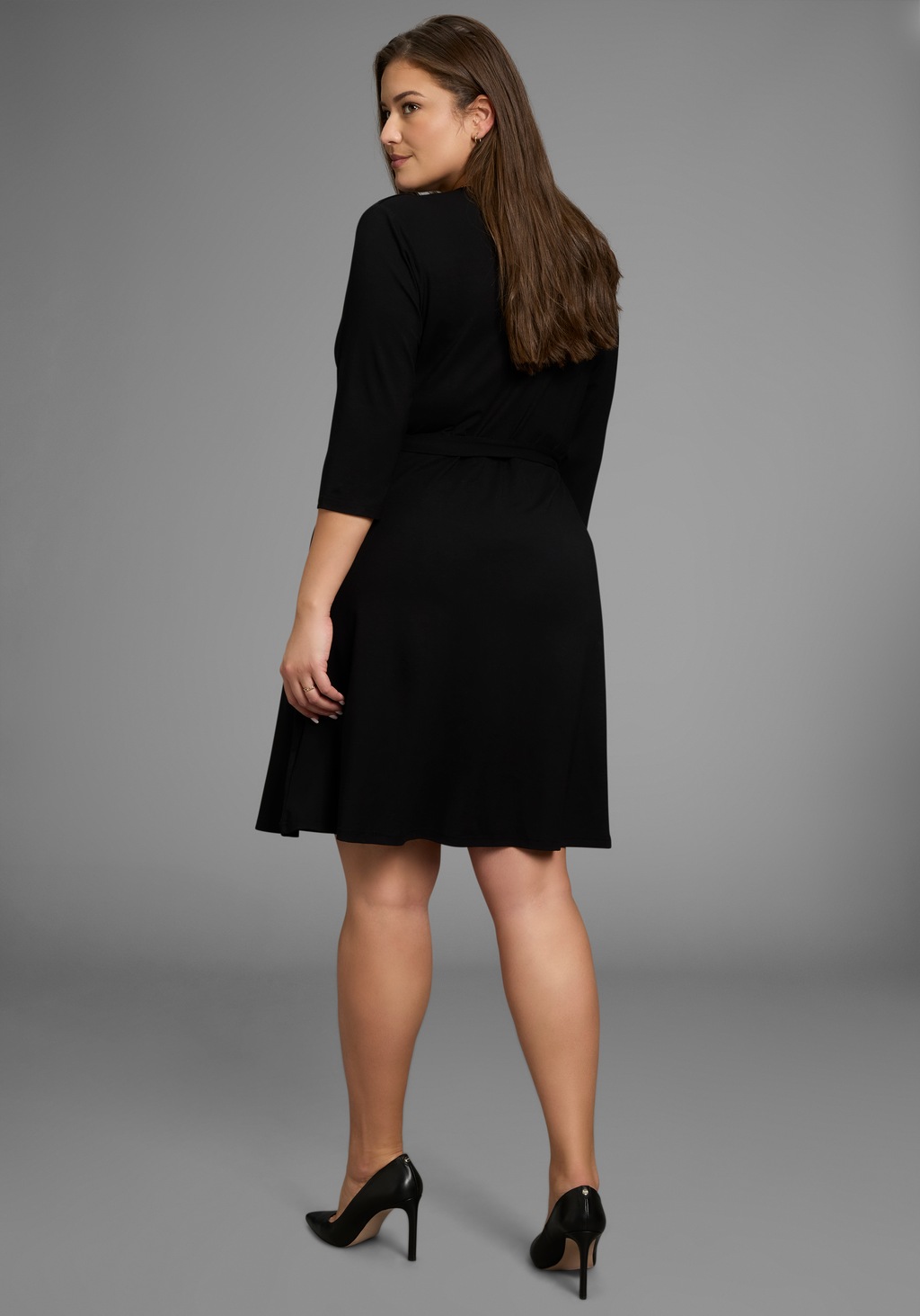 Laura Scott CURVE Jerseykleid, mit femininer Wickeloptik - GROSSE GRÖSSE günstig online kaufen