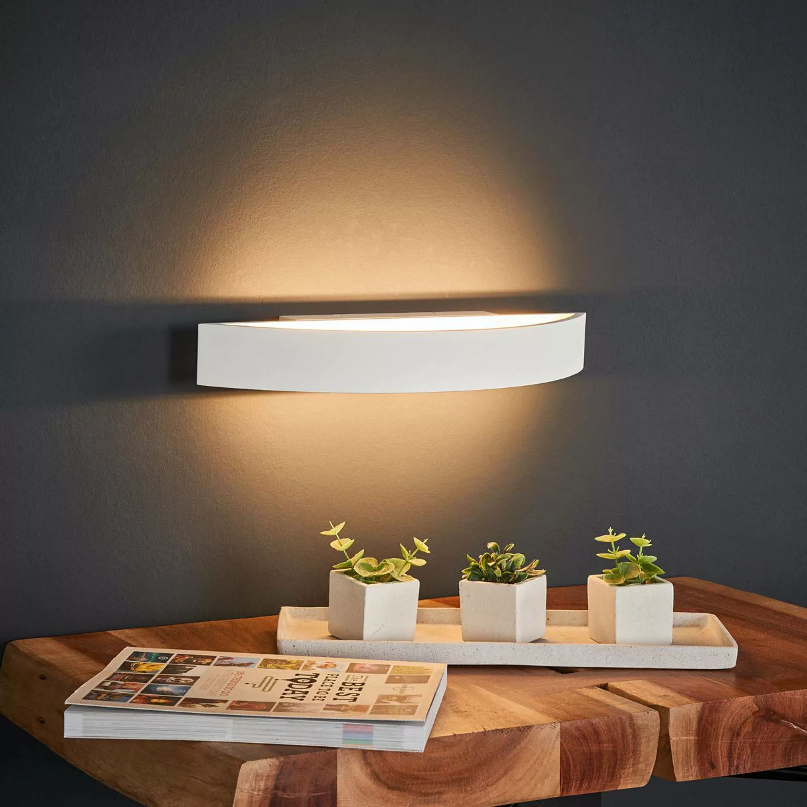 Helestra Yona LED-Wandlampe, weiß, 37,5 cm günstig online kaufen