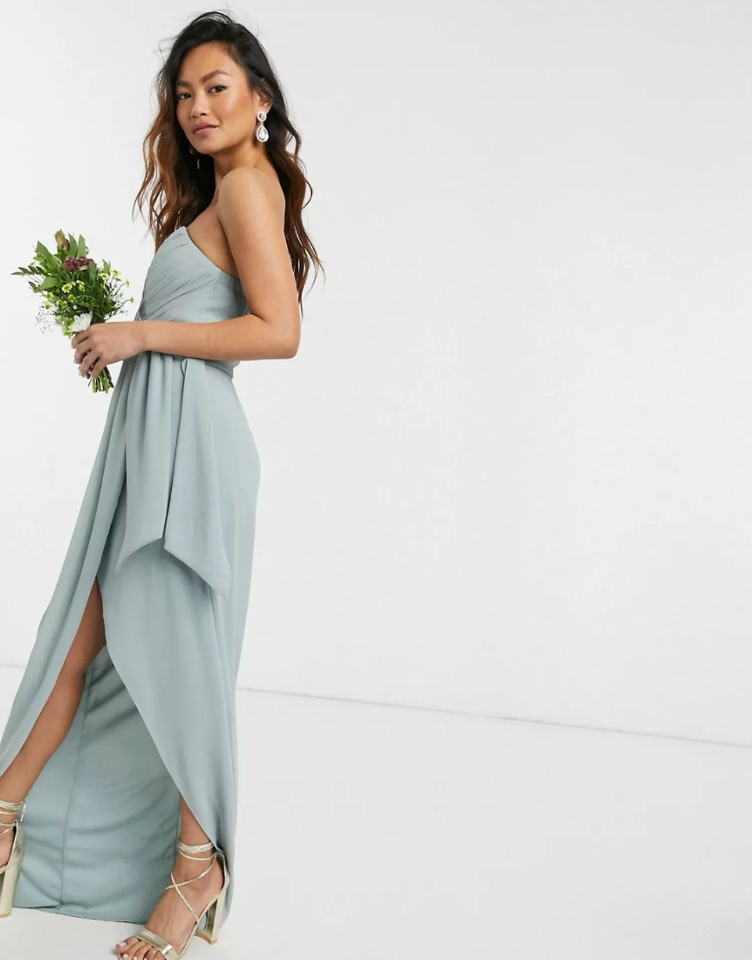 TFNC – Exklusives, trägerloses, plissiertes Brautjungfern-Midaxikleid mit W günstig online kaufen