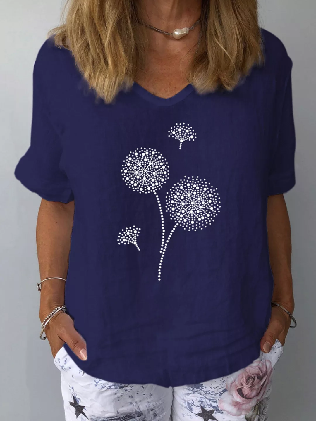 Blumendruck T-Shirt mit V-Ausschnitt und halben Ärmeln für Damen günstig online kaufen