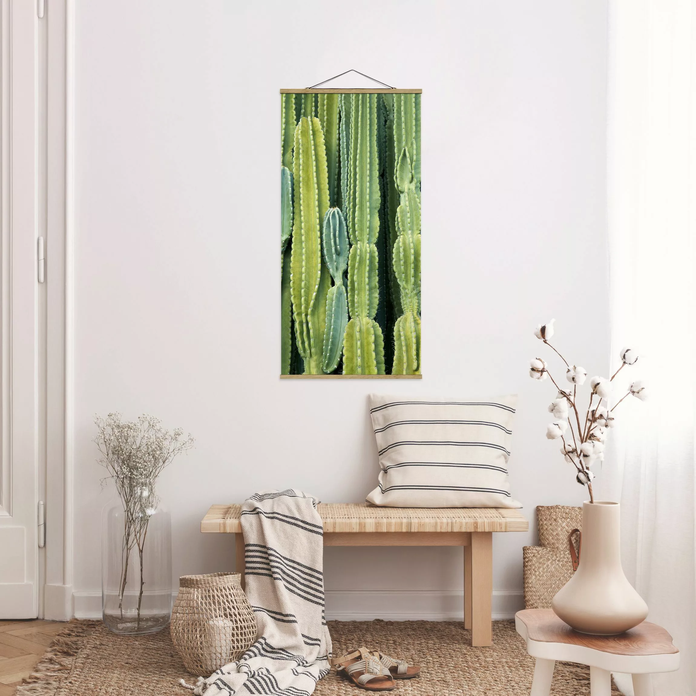 Stoffbild Blumen mit Posterleisten - Hochformat Kaktus Wand günstig online kaufen