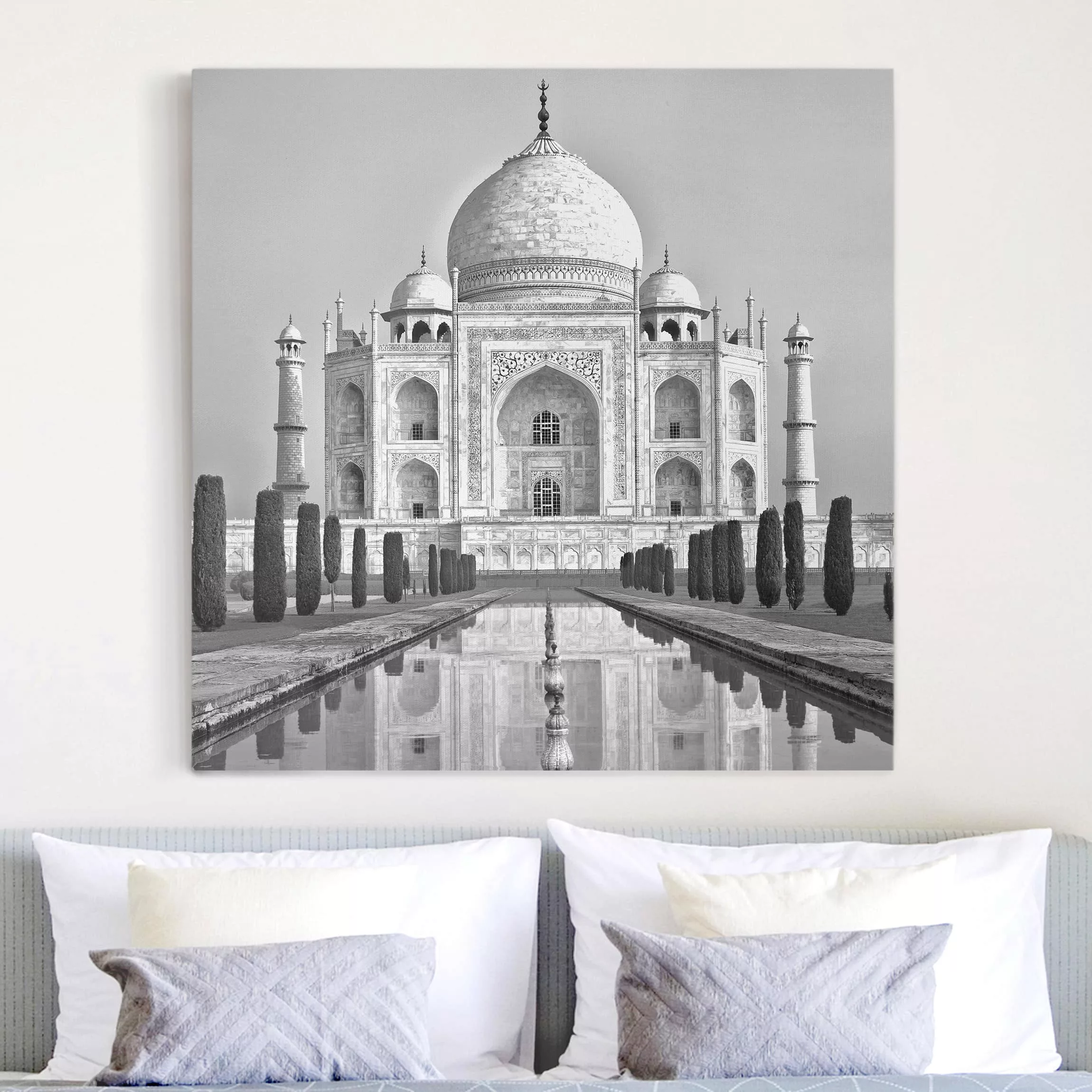 Leinwandbild Architektur & Skyline - Quadrat Taj Mahal mit Garten günstig online kaufen