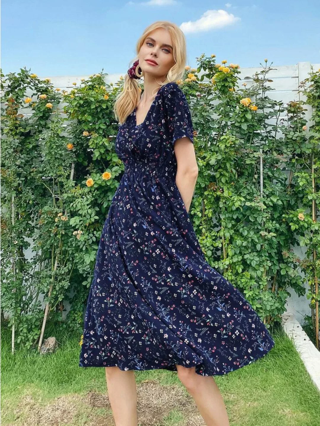 jalleria Dirndl 2 Stücke Damen-Sommerkleid mit kurzen Ärmeln und Blumendruc günstig online kaufen