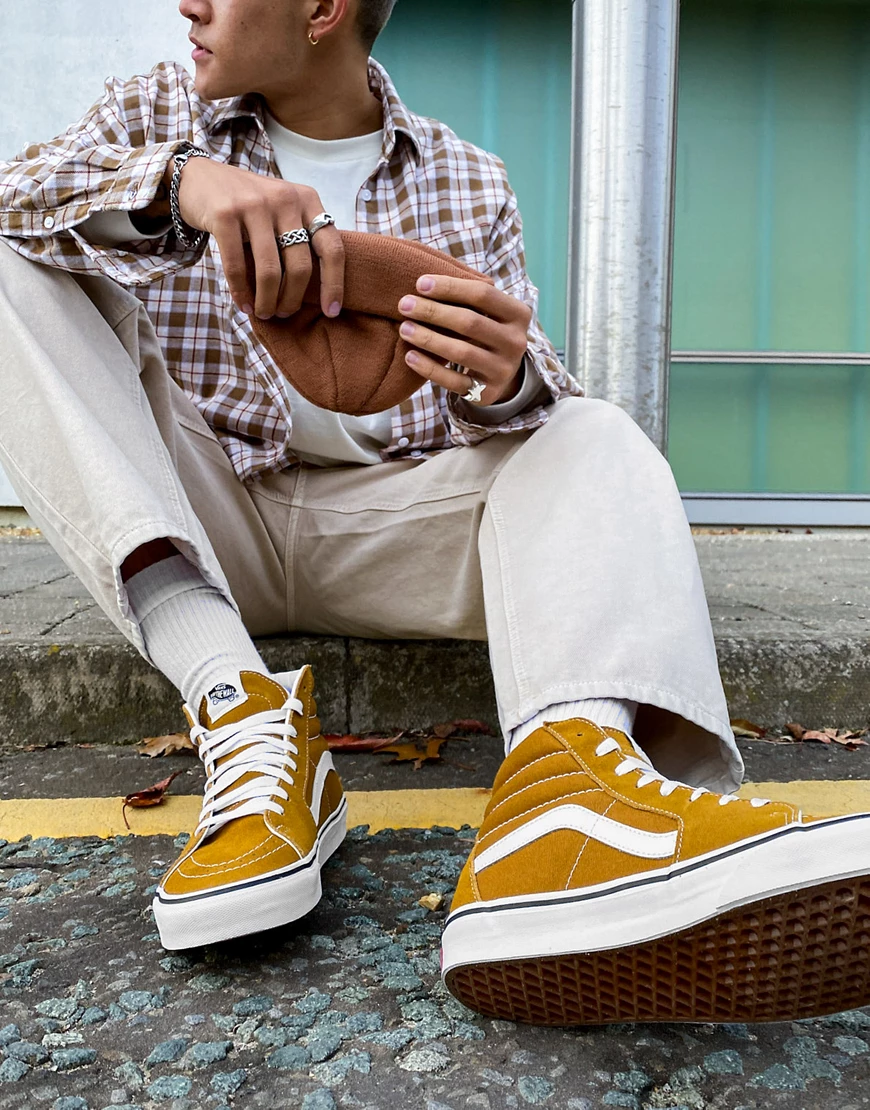 Vans – SK8-Hi – Knöchelhohe Sneaker in Braun günstig online kaufen