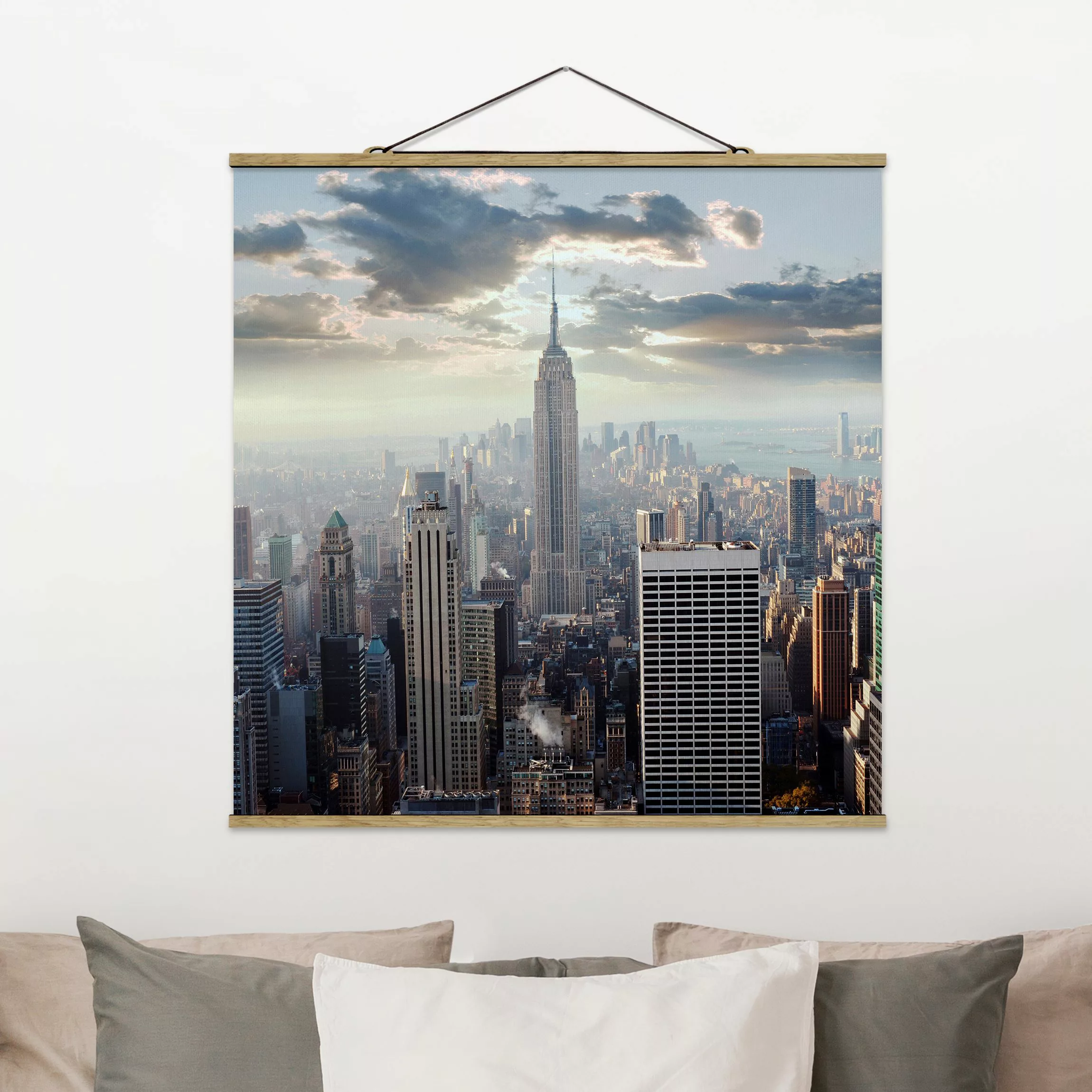 Stoffbild Architektur mit Posterleisten - Quadrat Sonnenaufgang in New York günstig online kaufen