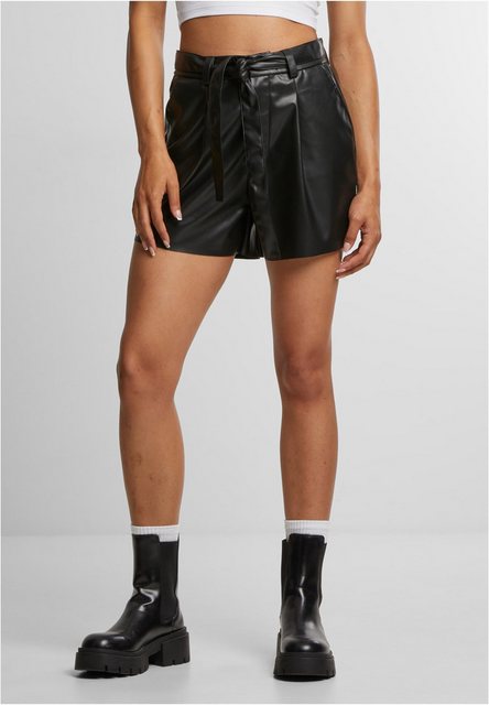 URBAN CLASSICS Shorts Ladies Synthetic Leather Shorts kurze Lederhose Damen günstig online kaufen