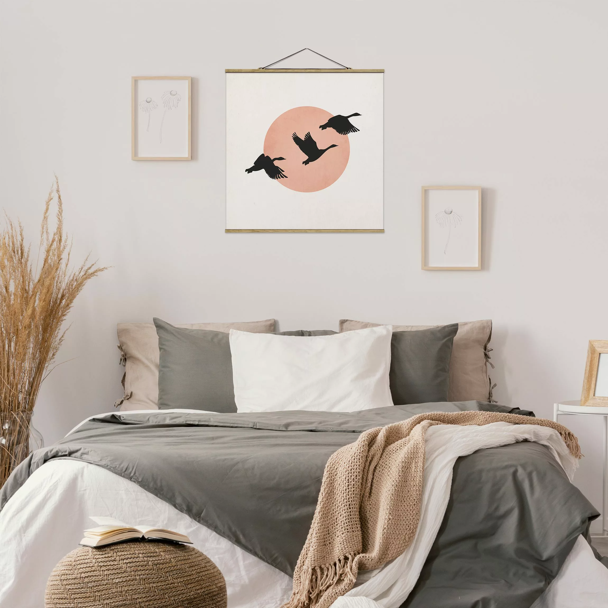 Stoffbild mit Posterleisten Vögel vor rosa Sonne III günstig online kaufen