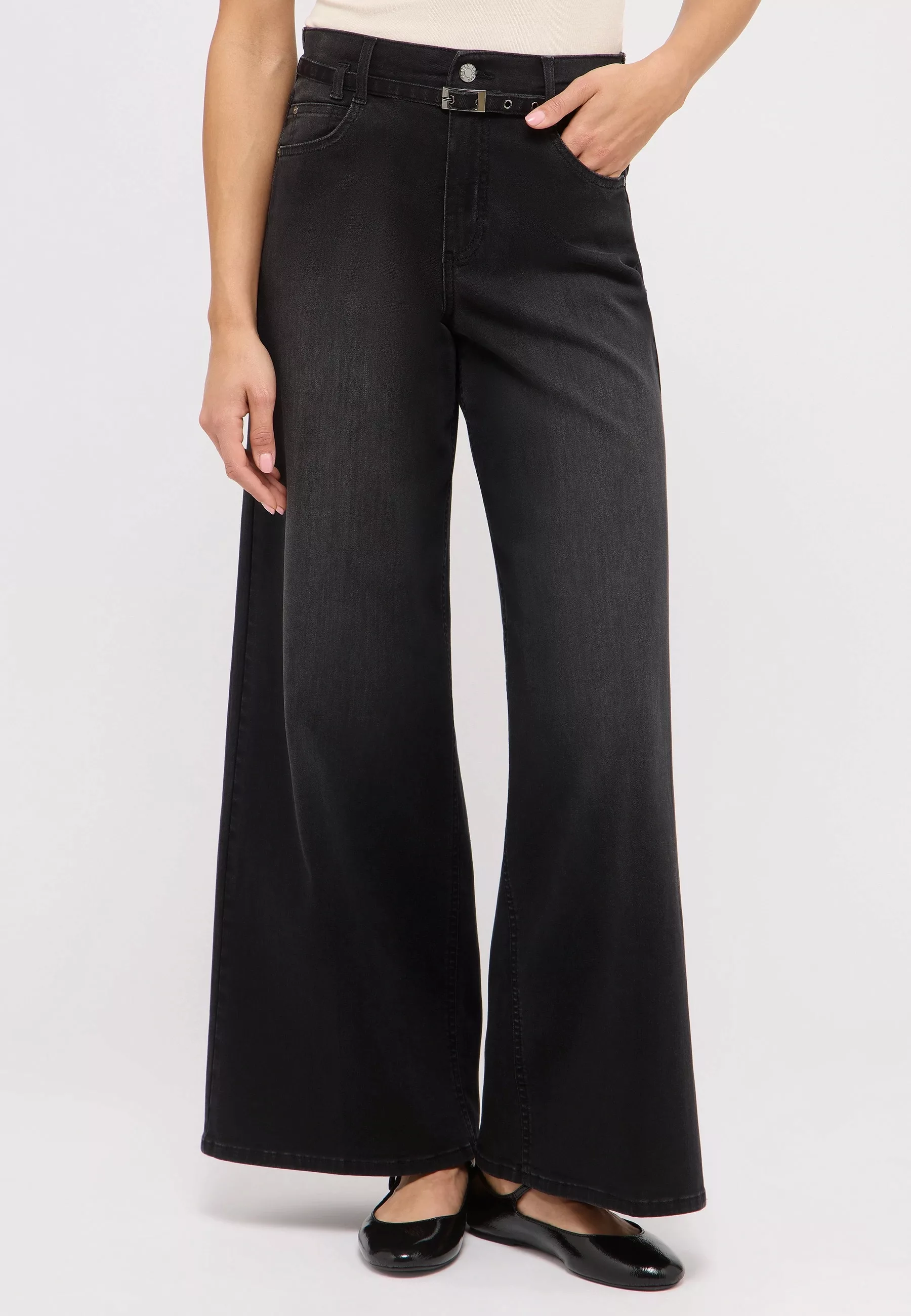 ANGELS Relax-fit-Jeans "LIVA BELT", mit sehr weitem Bein und Gürtel günstig online kaufen
