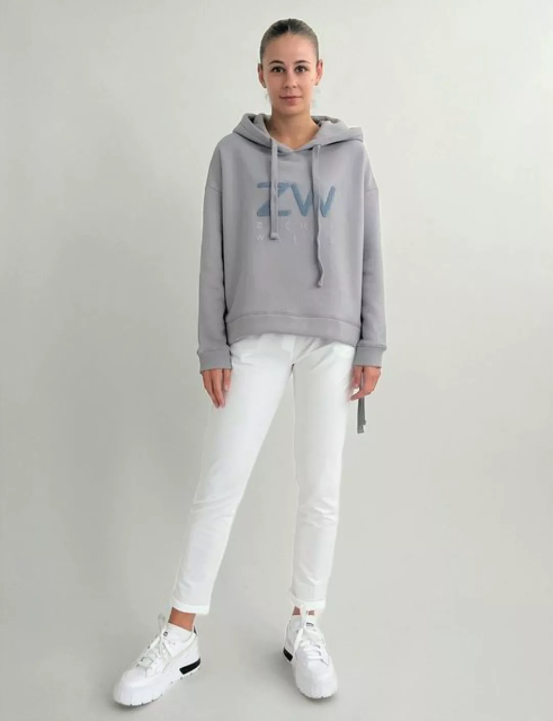 Zuckerwatte Kapuzensweatshirt modisches Hoodie mit Frontapplikation günstig online kaufen