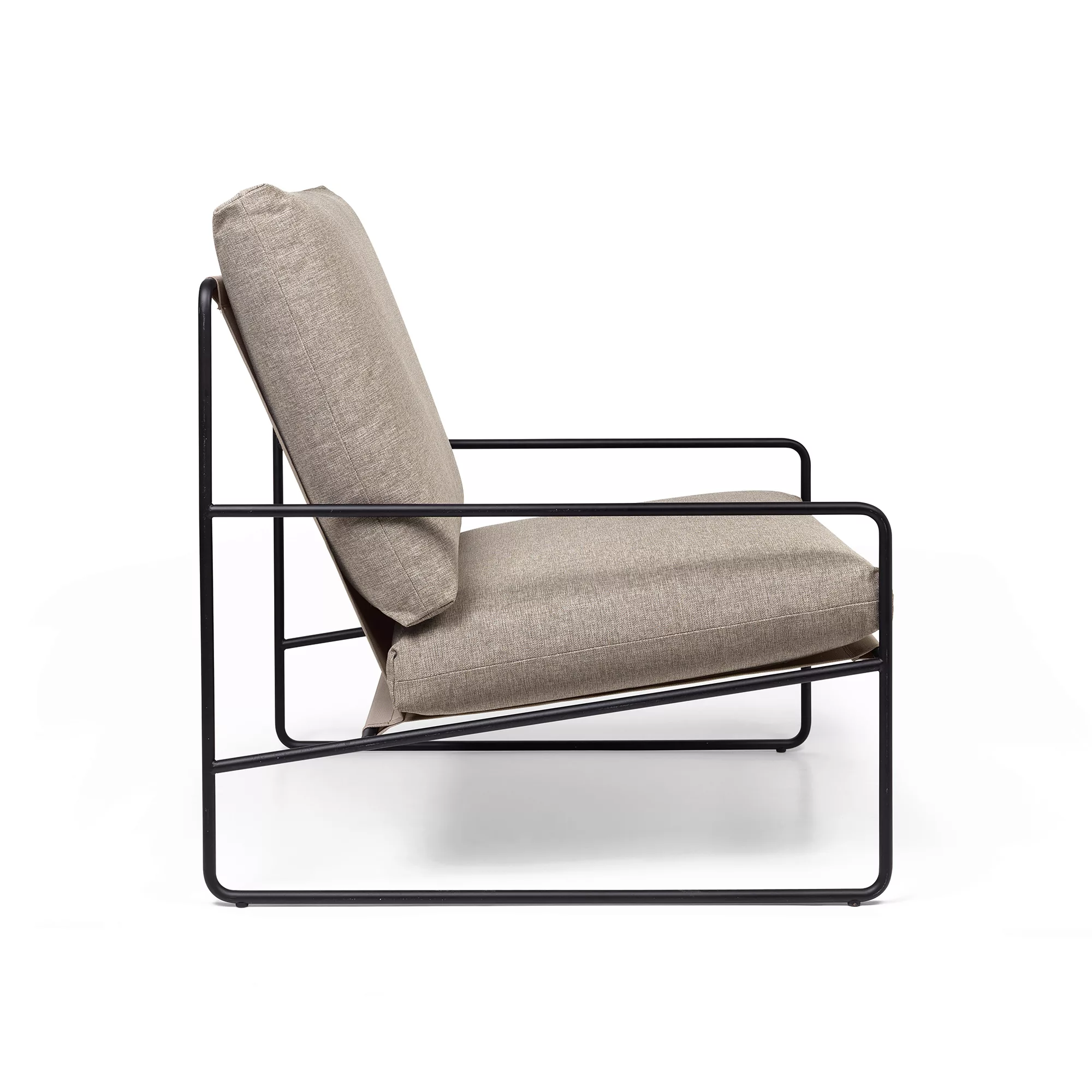 ferm LIVING - Desert Outdoor Sessel - schwarz, dunkel sand/pulverbeschichte günstig online kaufen