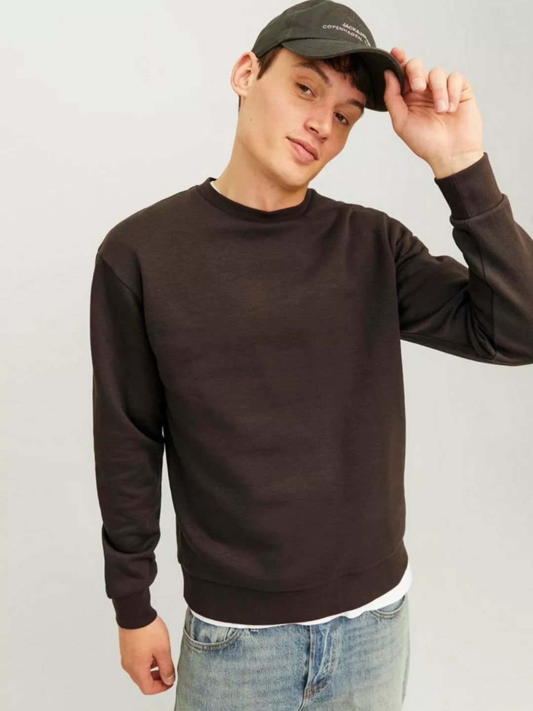 Jack & Jones Sweatshirt JJEBRADLEY SWEAT CREW NOOS mit Rippbündchen günstig online kaufen