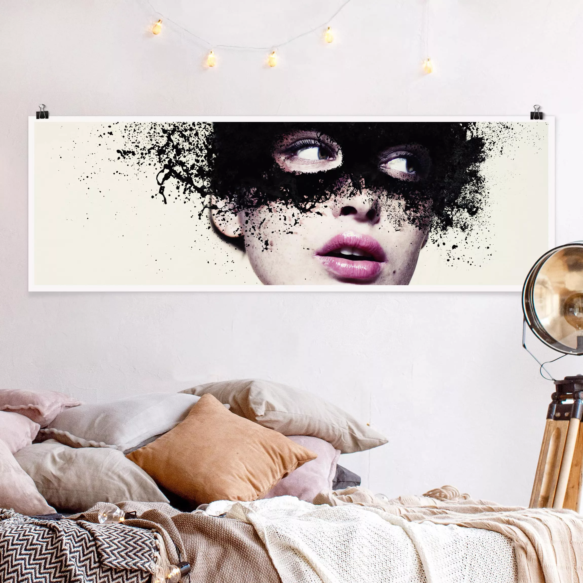 Panorama Poster Akt & Erotik Das Mädchen mit der schwarzen Maske günstig online kaufen