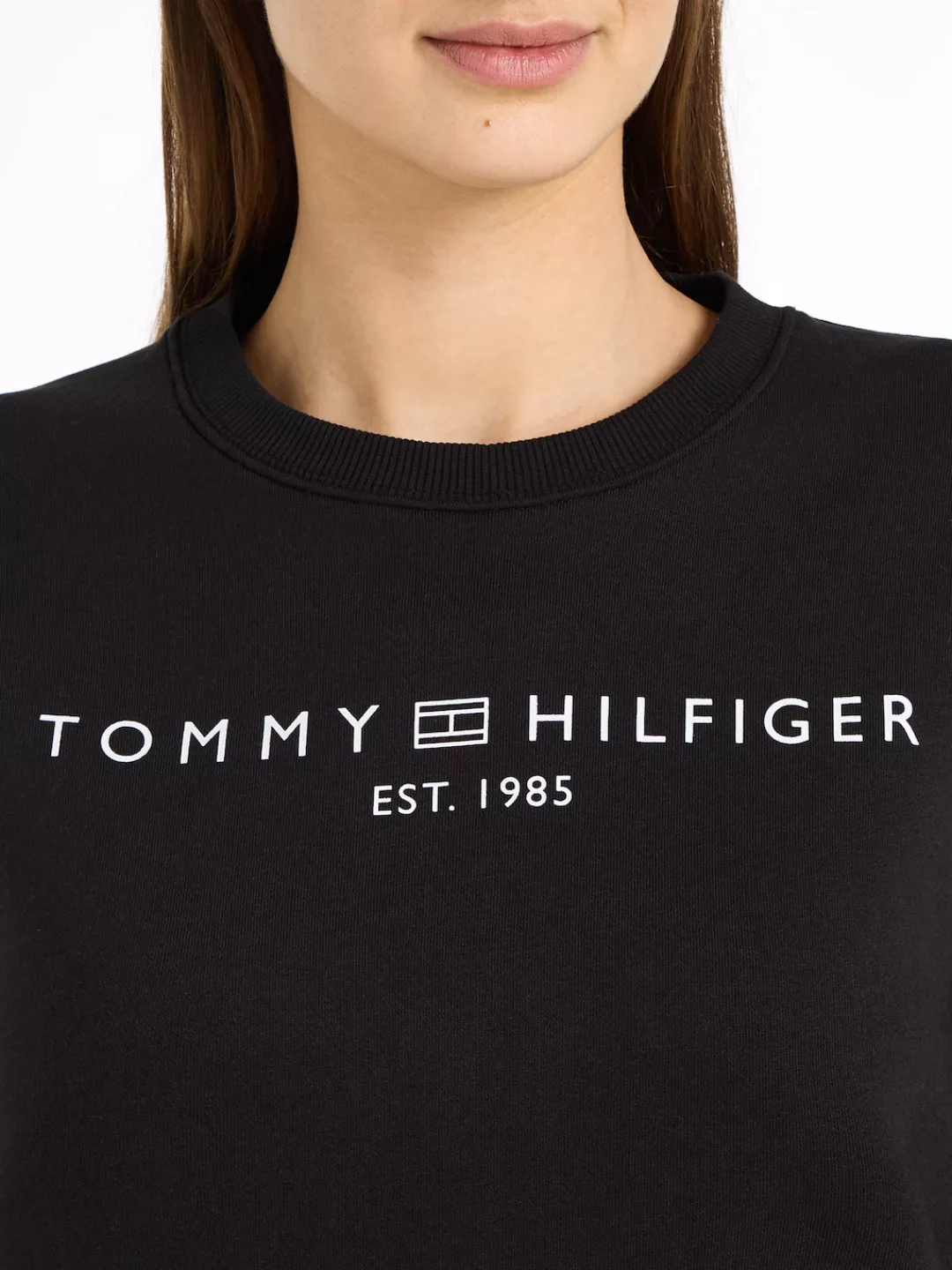 Tommy Hilfiger Sweatshirt "MDRN REG CORP LOGO C-NK SWTSHRT", im hüftlangen günstig online kaufen