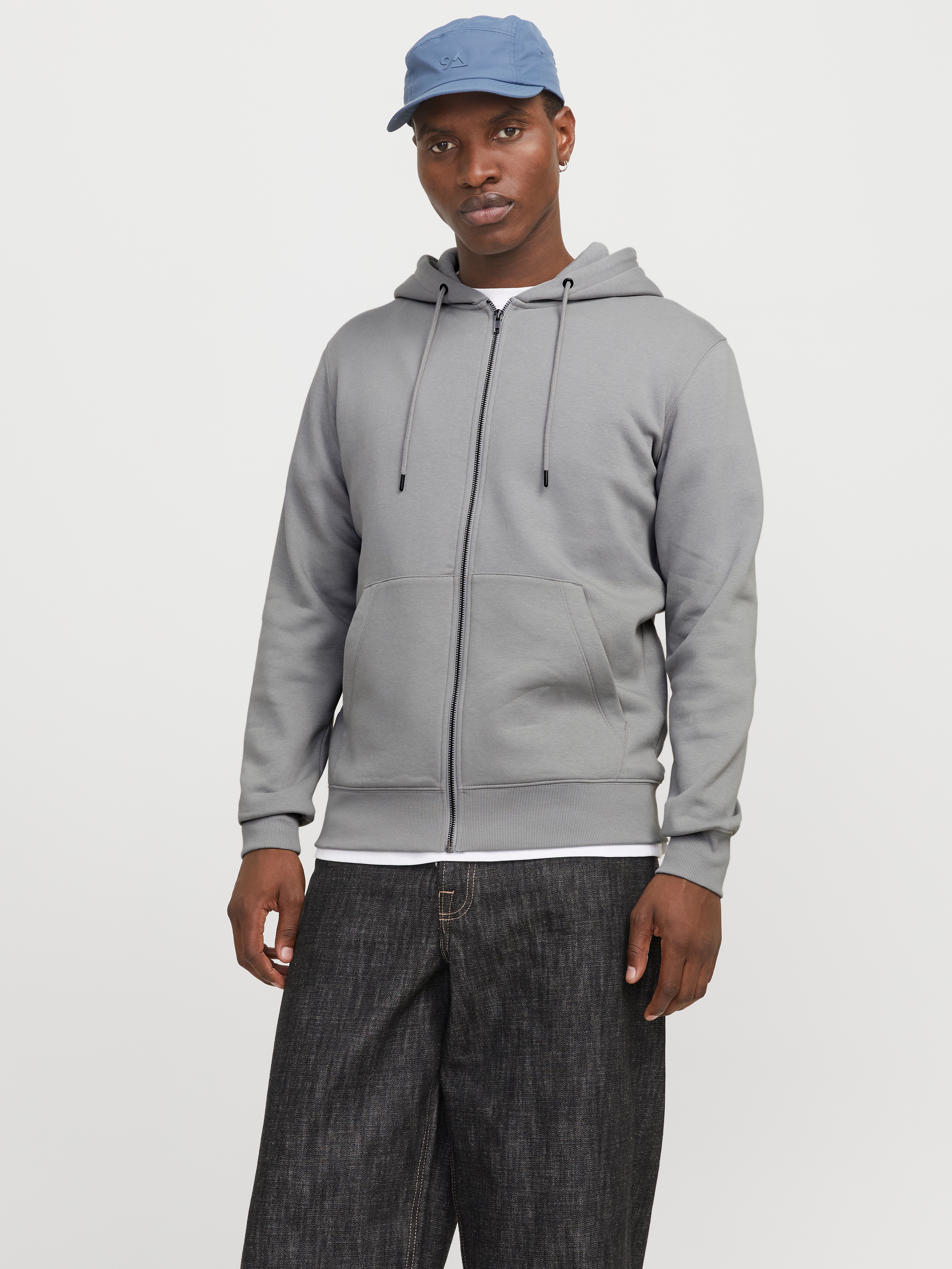 Jack & Jones Kapuzensweatjacke "JJESTAR BASIC SWEAT ZIP HOOD NOOS", mit Kap günstig online kaufen