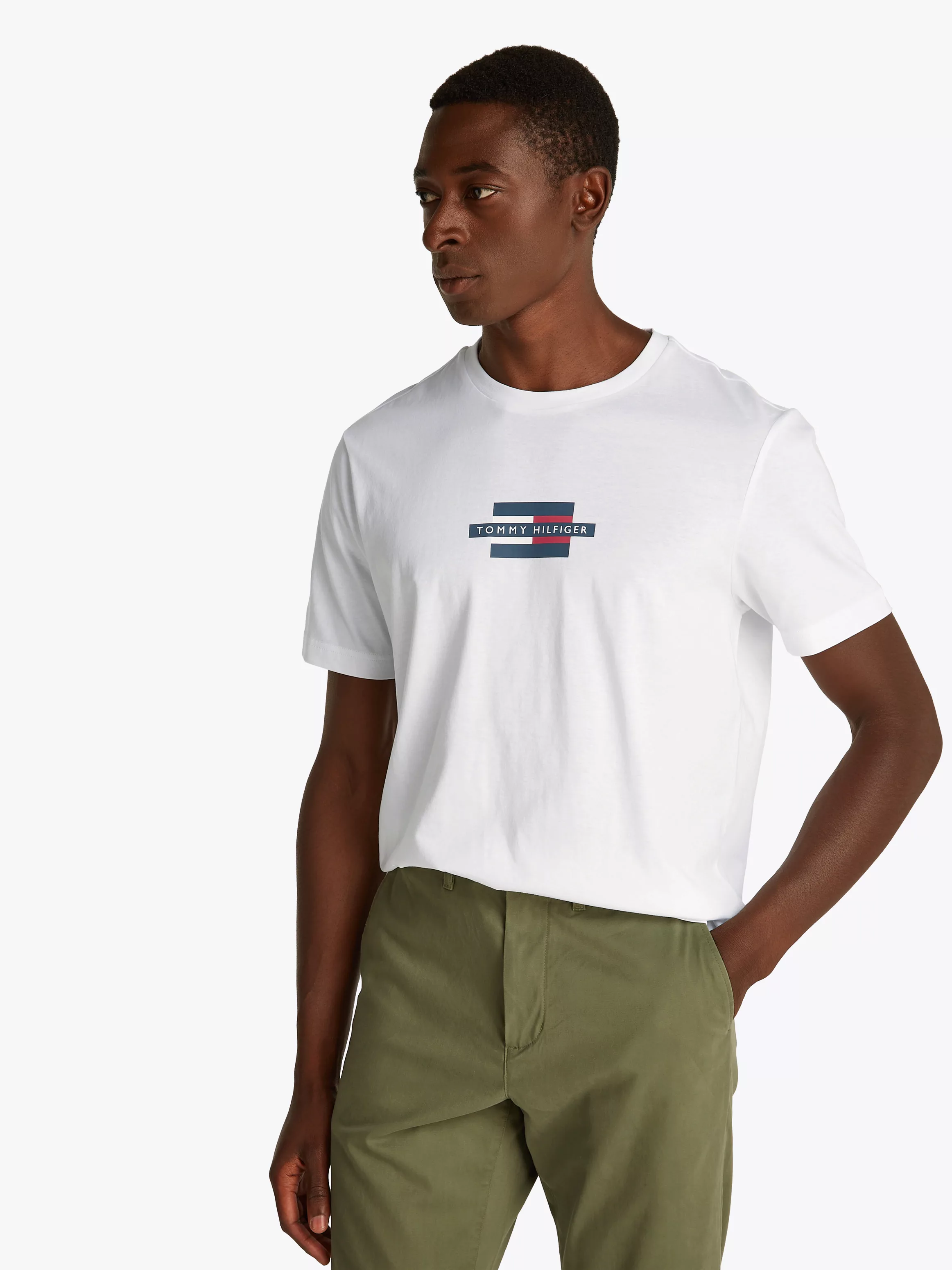 Tommy Hilfiger Kurzarmshirt "FLAG BOX TEE", Mit Rundhalsausschnitt günstig online kaufen