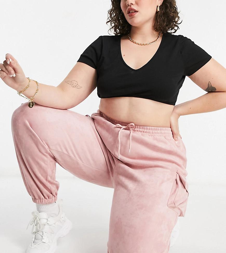 Missguided Plus – Cargo-Jogginghose mit Taschen-Detail in Babyrosa günstig online kaufen