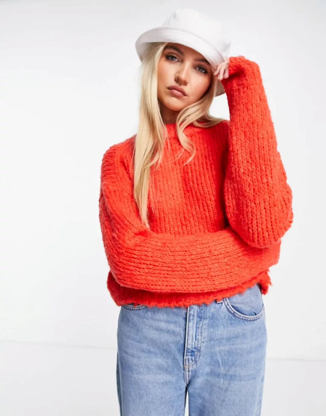 ASOS DESIGN – Kastiger Pullover in Rot mit grobmaschigem Strickdesign günstig online kaufen