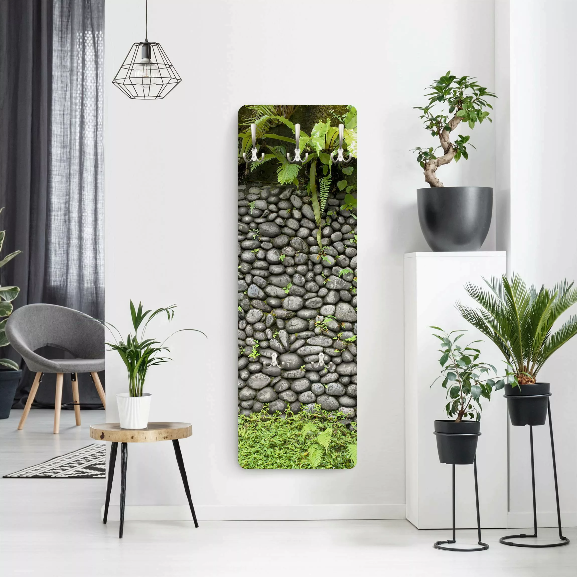 Wandgarderobe Holzpaneel Steinoptik Steinwand mit Pflanzen günstig online kaufen