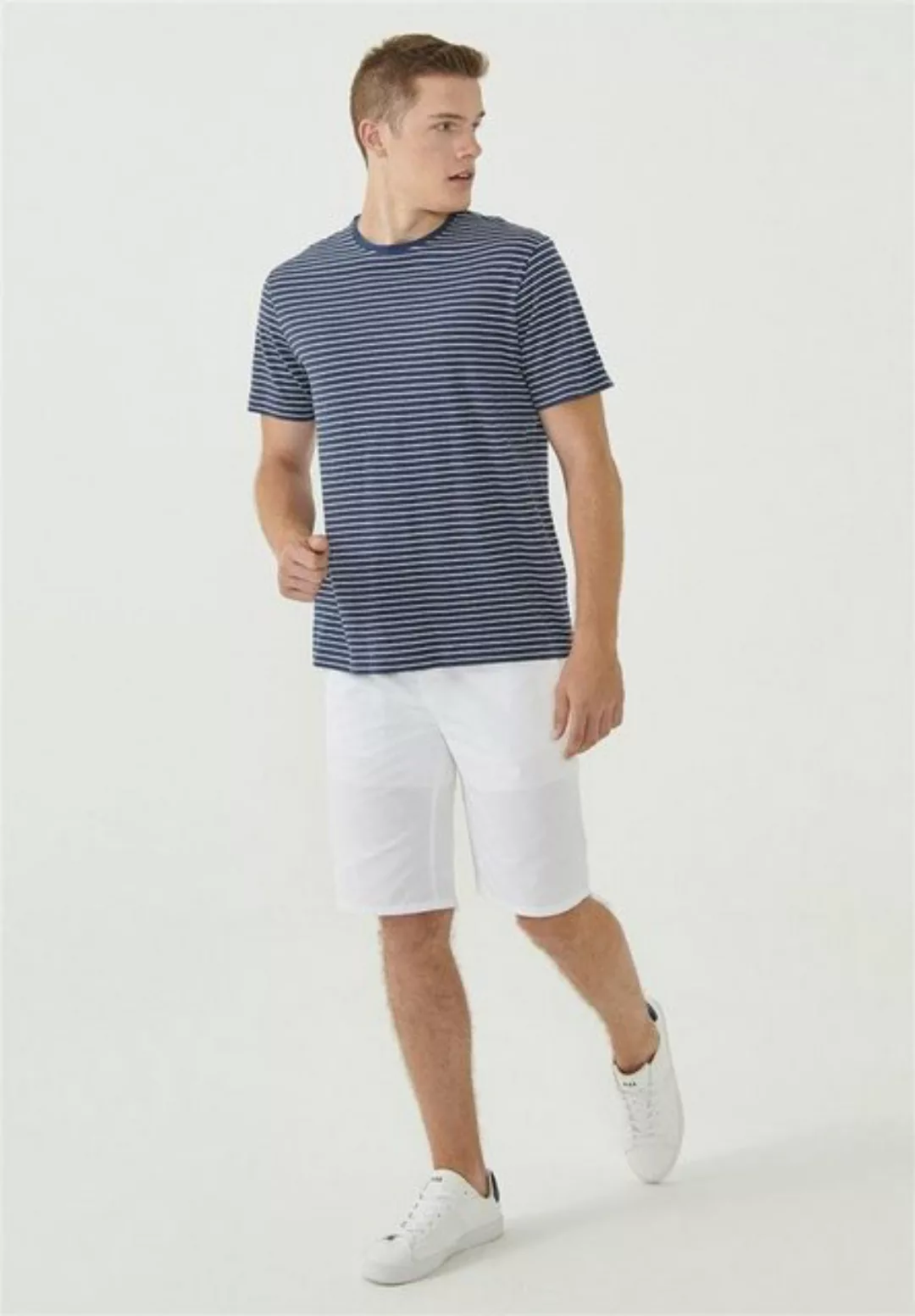 ORGANICATION T-Shirt Men's Striped T-Shirt in Navy/Off White günstig online kaufen