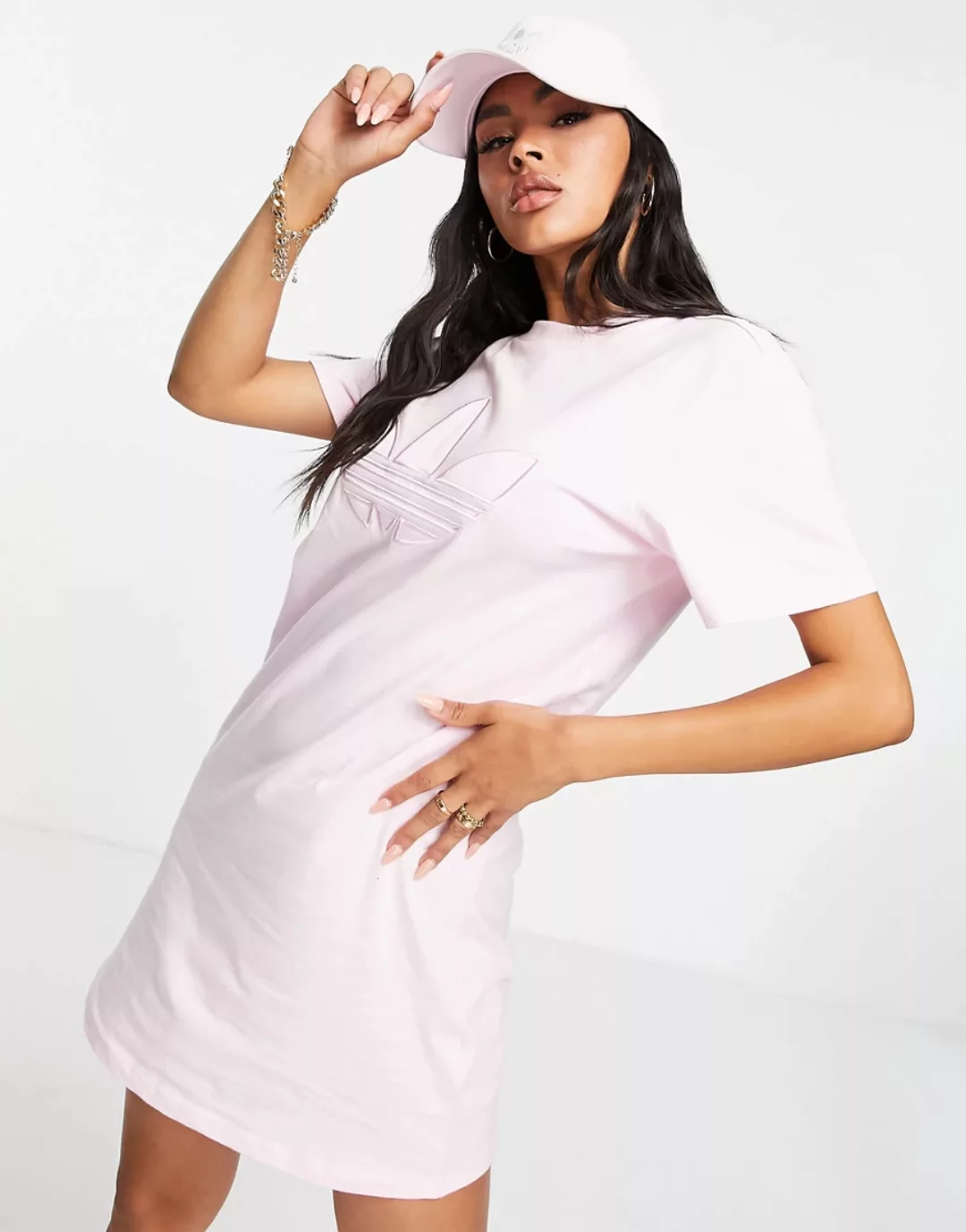 adidas Originals – T-Shirt-Kleid in Rosa mit großem Logo günstig online kaufen
