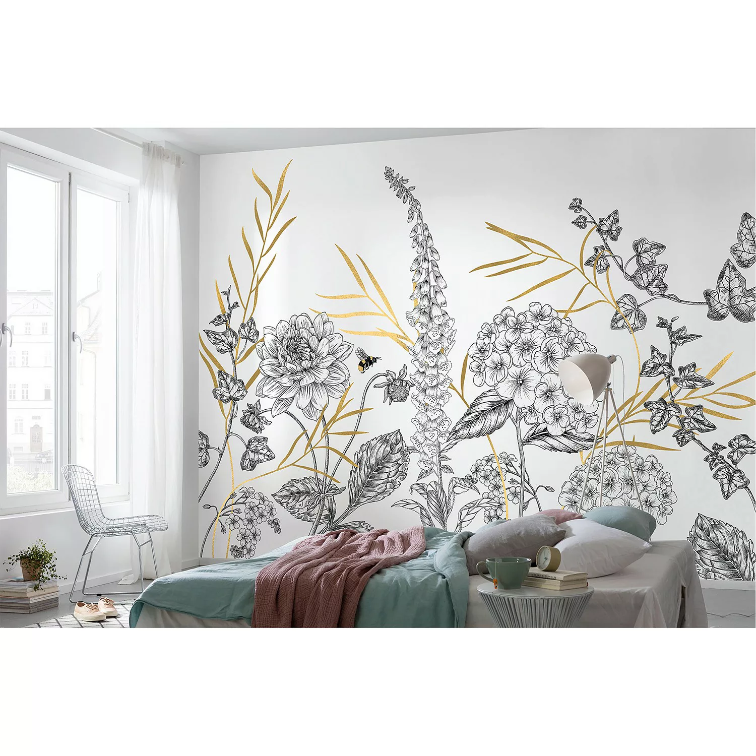 KOMAR Vlies Fototapete - Bumble Bee - Größe 400 x 280 cm mehrfarbig günstig online kaufen
